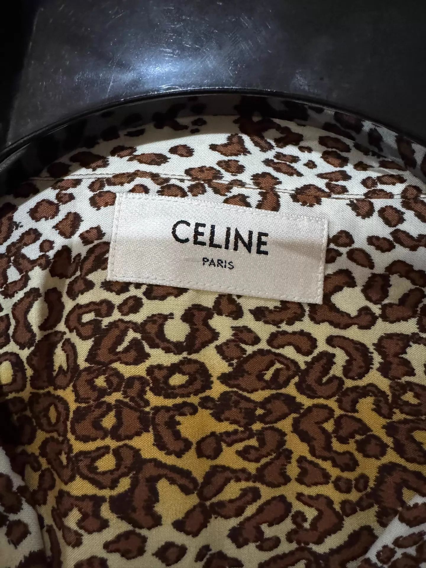 Celine Leopard Print Short Sleeve Button-Up Shirt Size US M / EU 48-50 / 2 - 6 Thumbnail