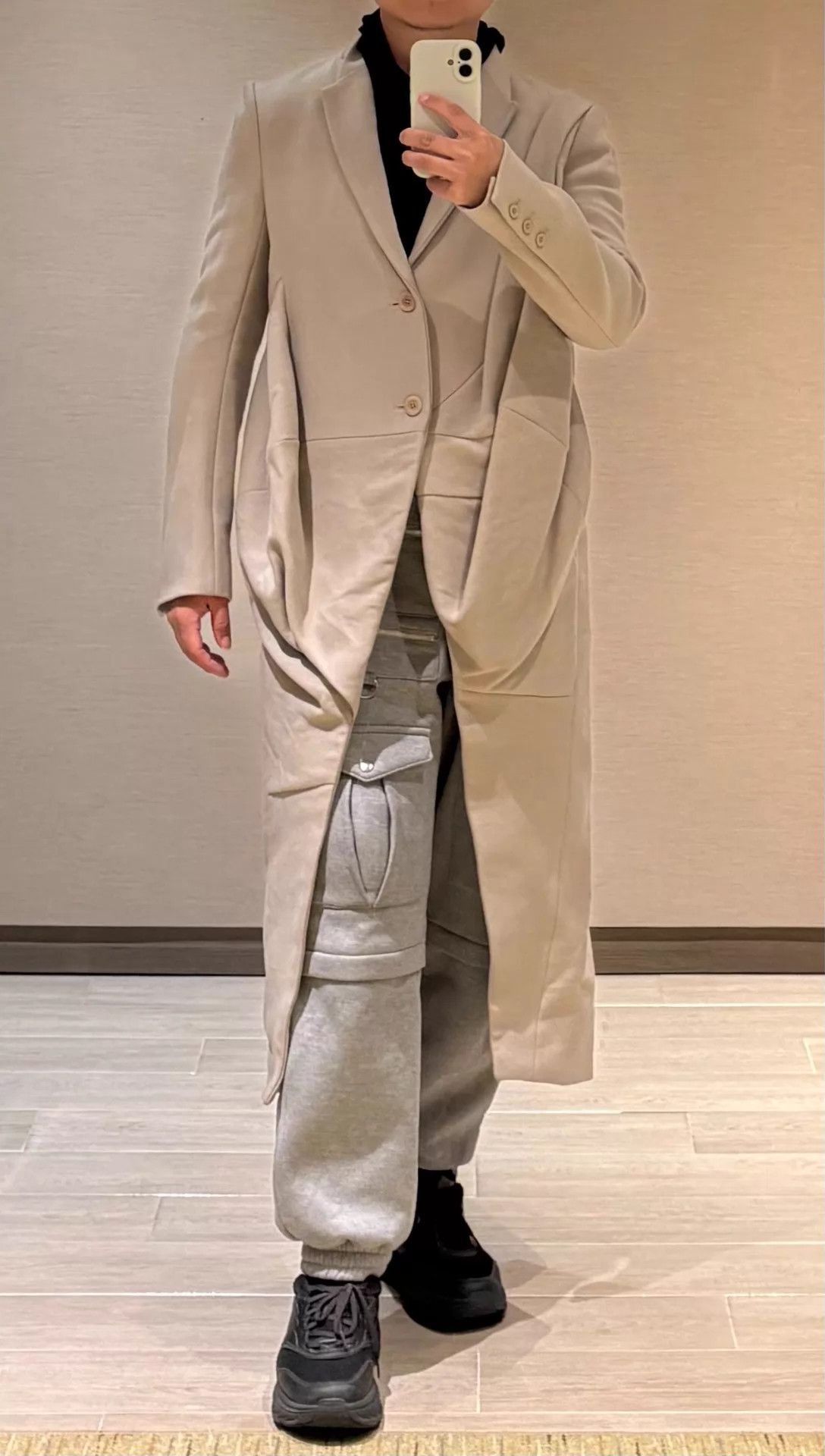 Rick Owens Beige Long Coat - Size M Size US M / EU 48-50 / 2 - 3 Thumbnail