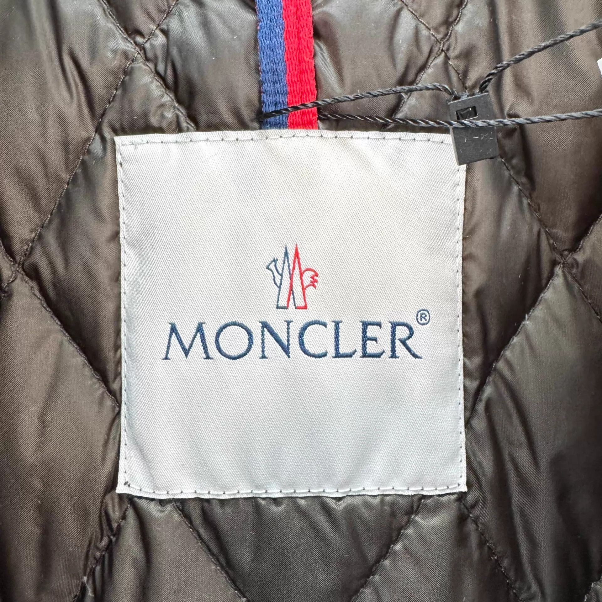 Moncler Black Bomber Jacket with Zip Closure Size US XS / EU 42 / 0 - 6 Thumbnail