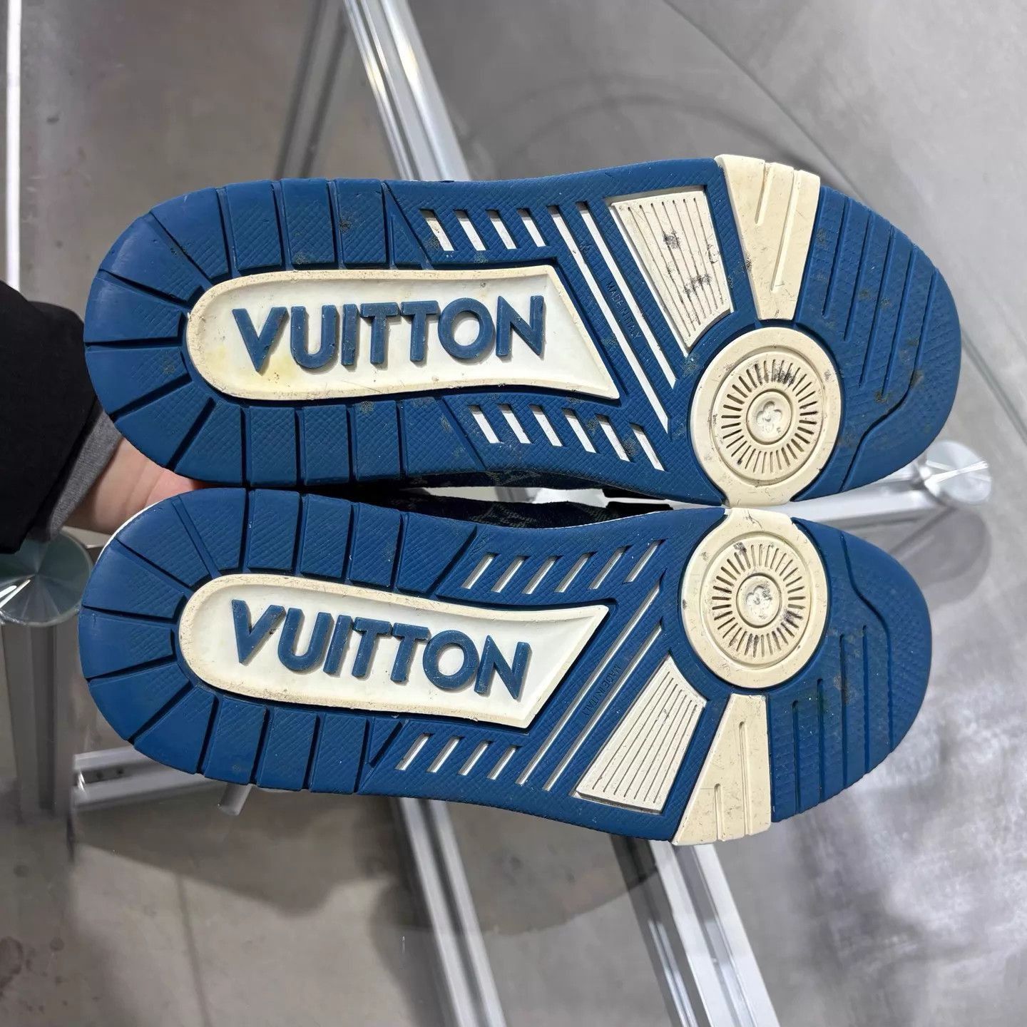Louis Vuitton Blue Low-Top Sneakers Size 8.5 Size US 8.5 / EU 41-42 - 7 Thumbnail