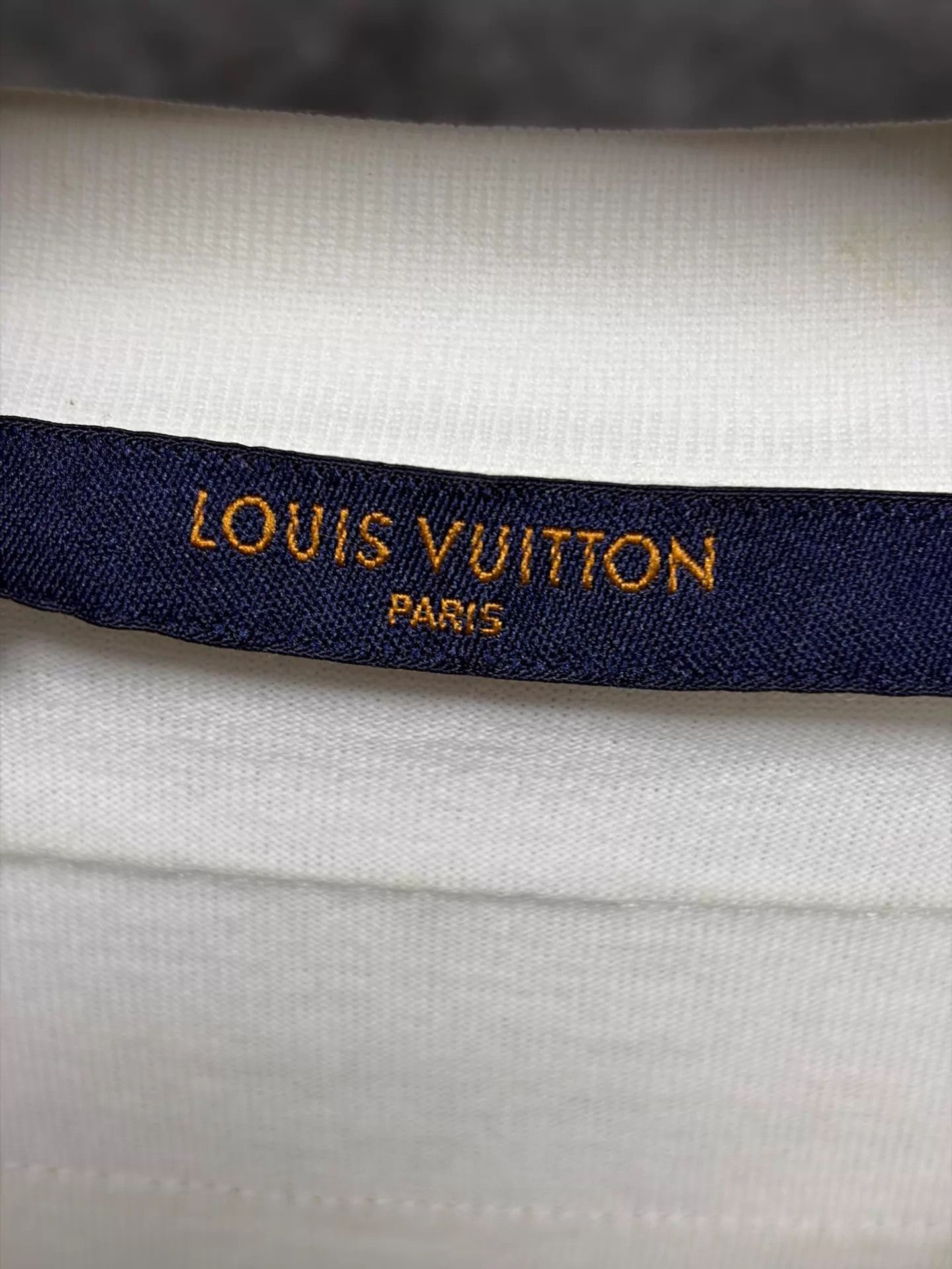 Louis Vuitton White Short-Sleeve Graphic T-Shirt Size US S / EU 44-46 / 1 - 3 Thumbnail