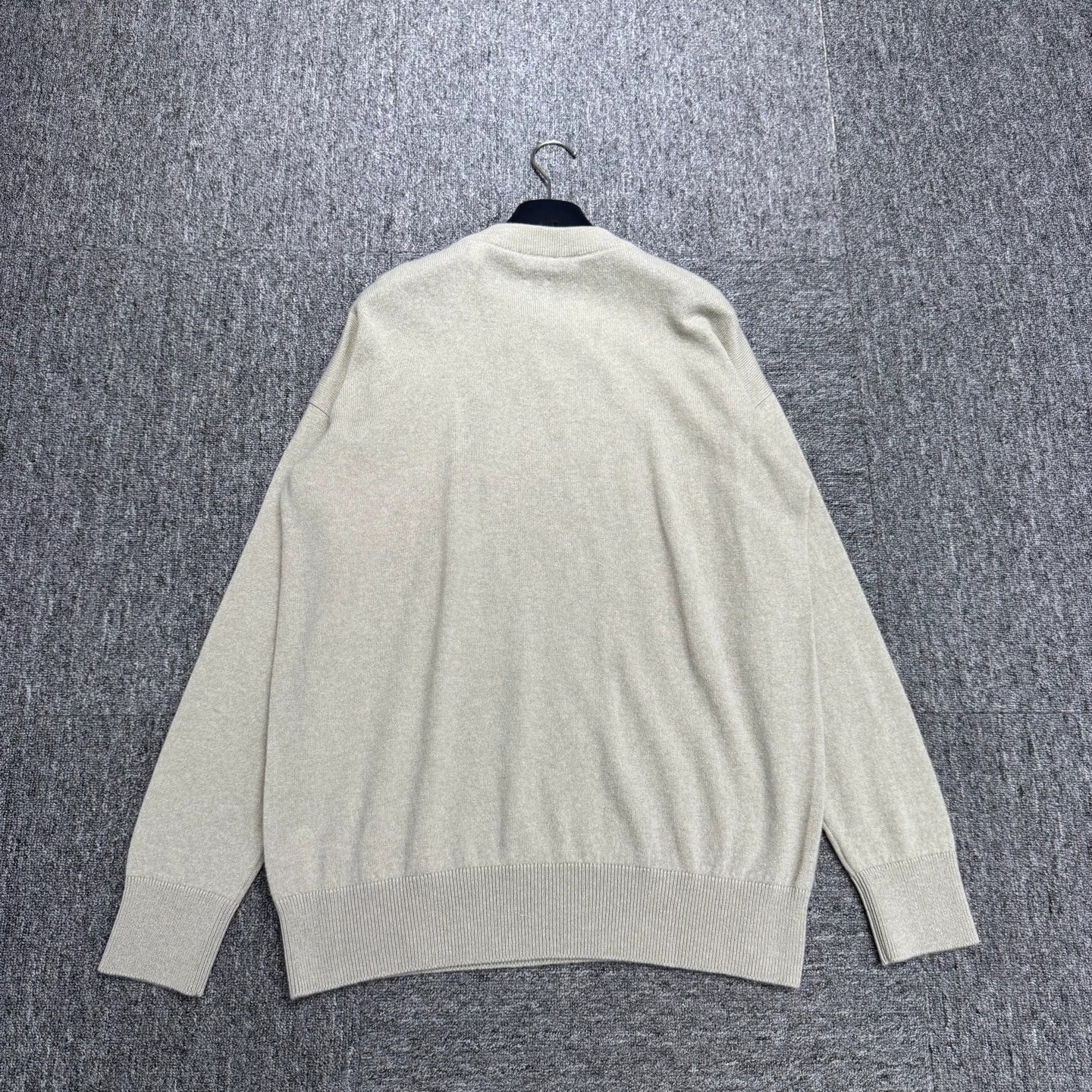 Burberry Beige Long Sleeve Knit Sweater Size M Size US M / EU 48-50 / 2 - 5 Thumbnail