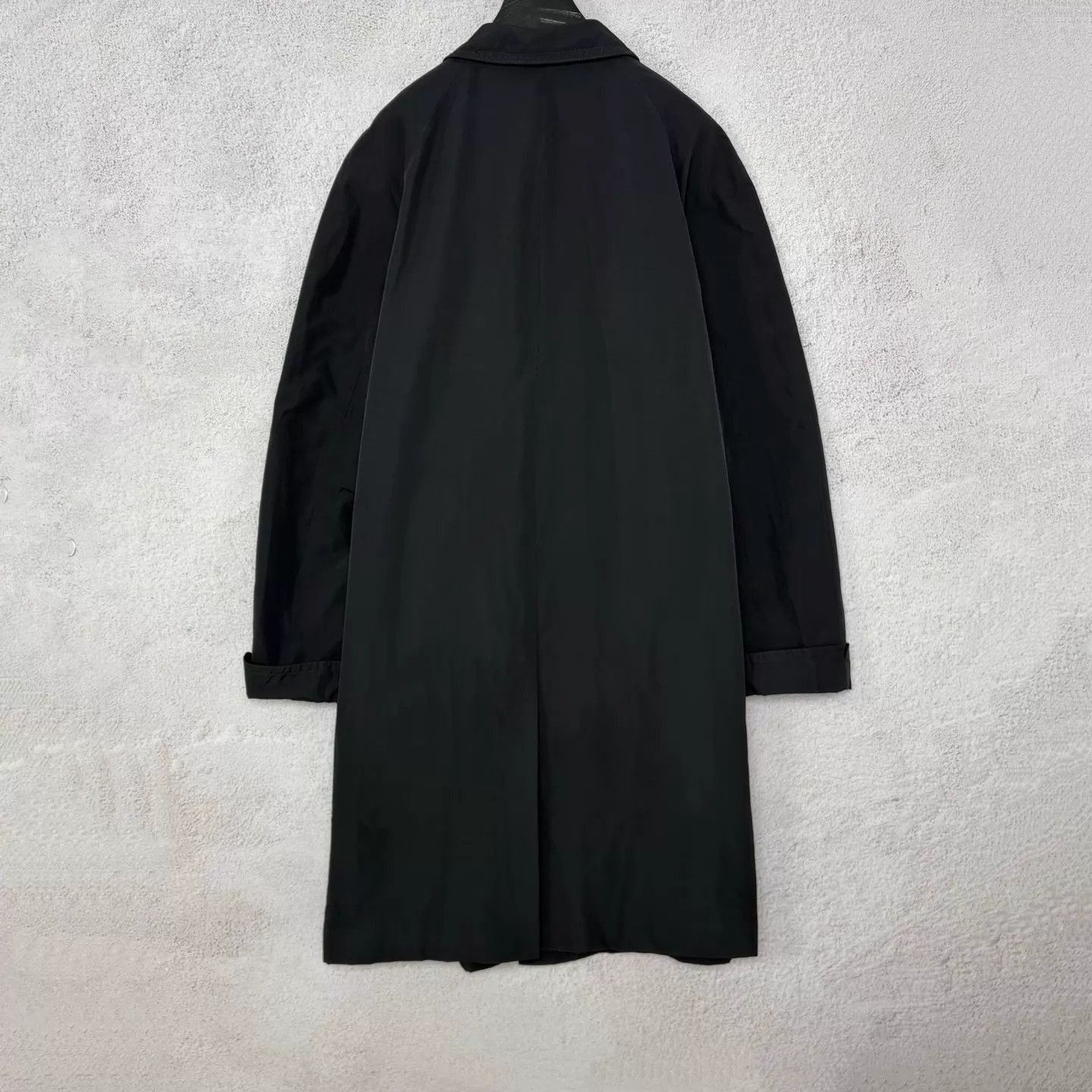 Gucci Black Long Coat with Button Front - Size M Size US M / EU 48-50 / 2 - 2 Thumbnail