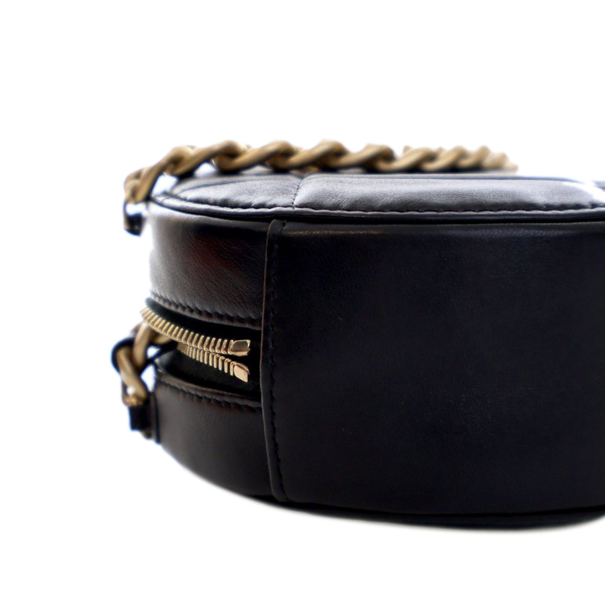 Chanel Lambskin 19 Round Clutch with Chain Size ONE SIZE - 9 Thumbnail
