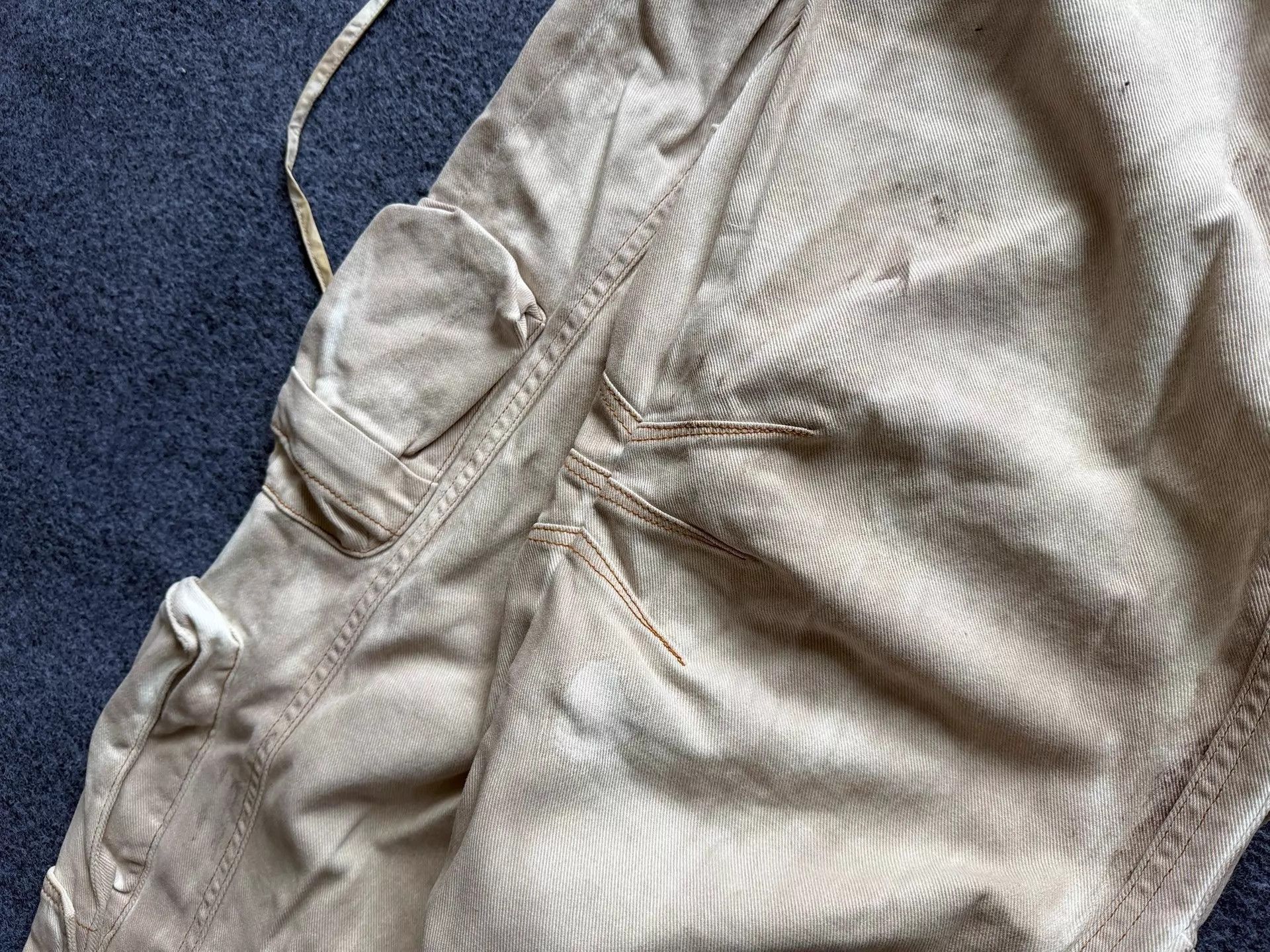 In The Attic Beige Cargo Pants with Multiple Utility Pockets Size US 28 / EU 44 - 6 Thumbnail