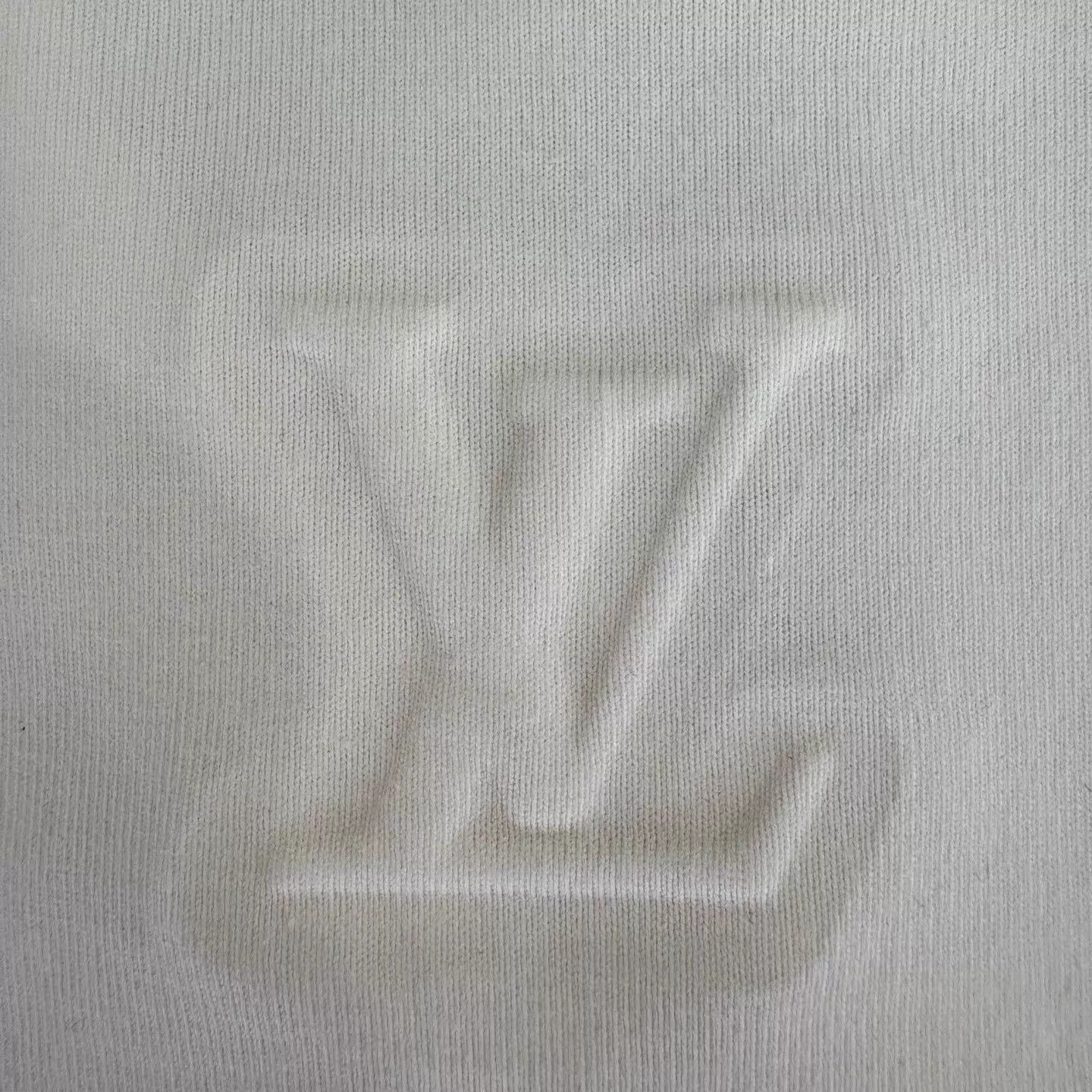 Louis Vuitton White Short-Sleeve Crewneck Shirt Size US XL / EU 56 / 4 - 6 Thumbnail