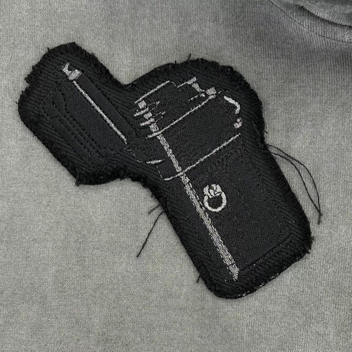 Louis Vuitton Gray Oversized Hoodie with Embroidered Patches Size US S / EU 44-46 / 1 - 9 Thumbnail