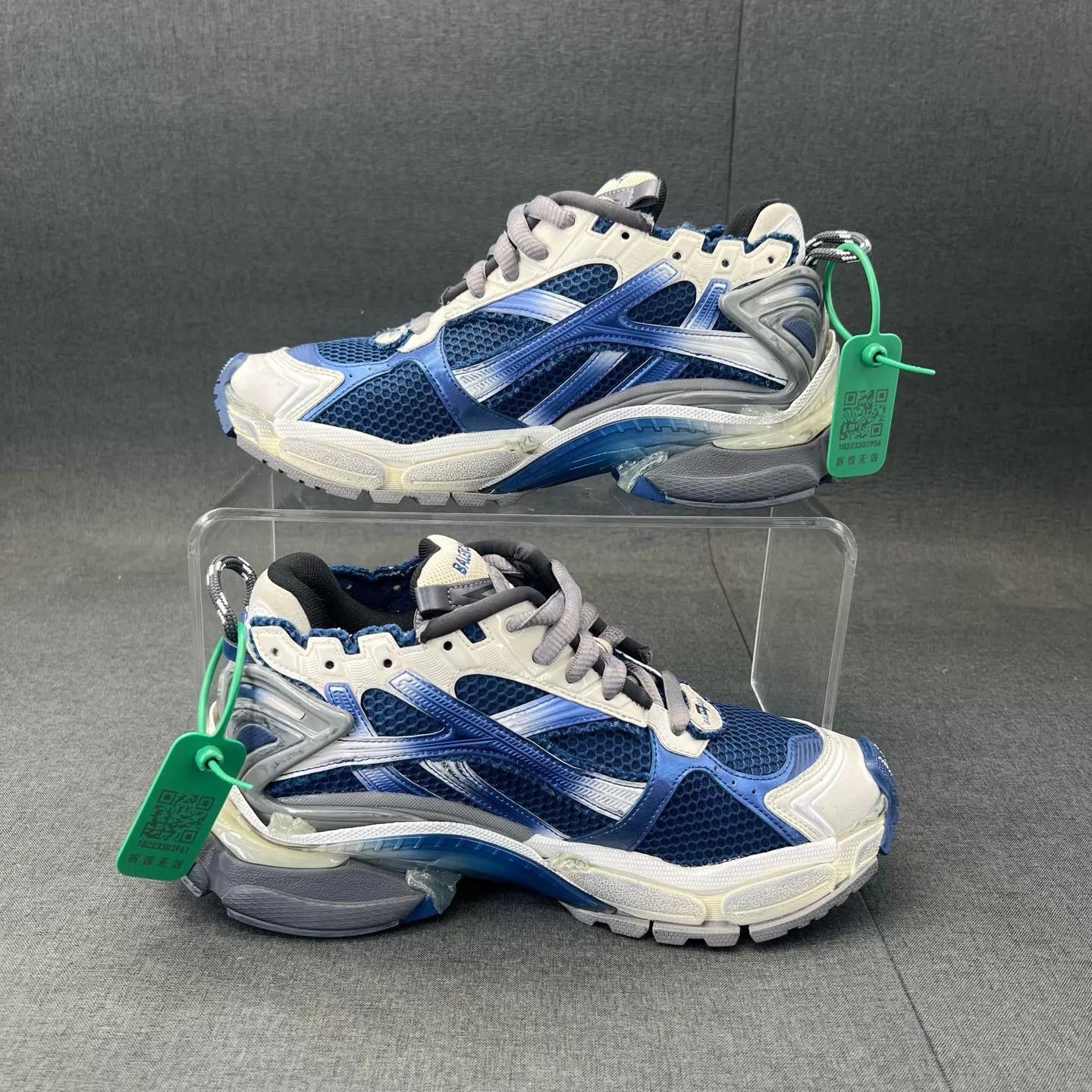 Balenciaga Blue Low-Top Sneakers Size 7 Size US 7 / EU 40 - 4 Thumbnail