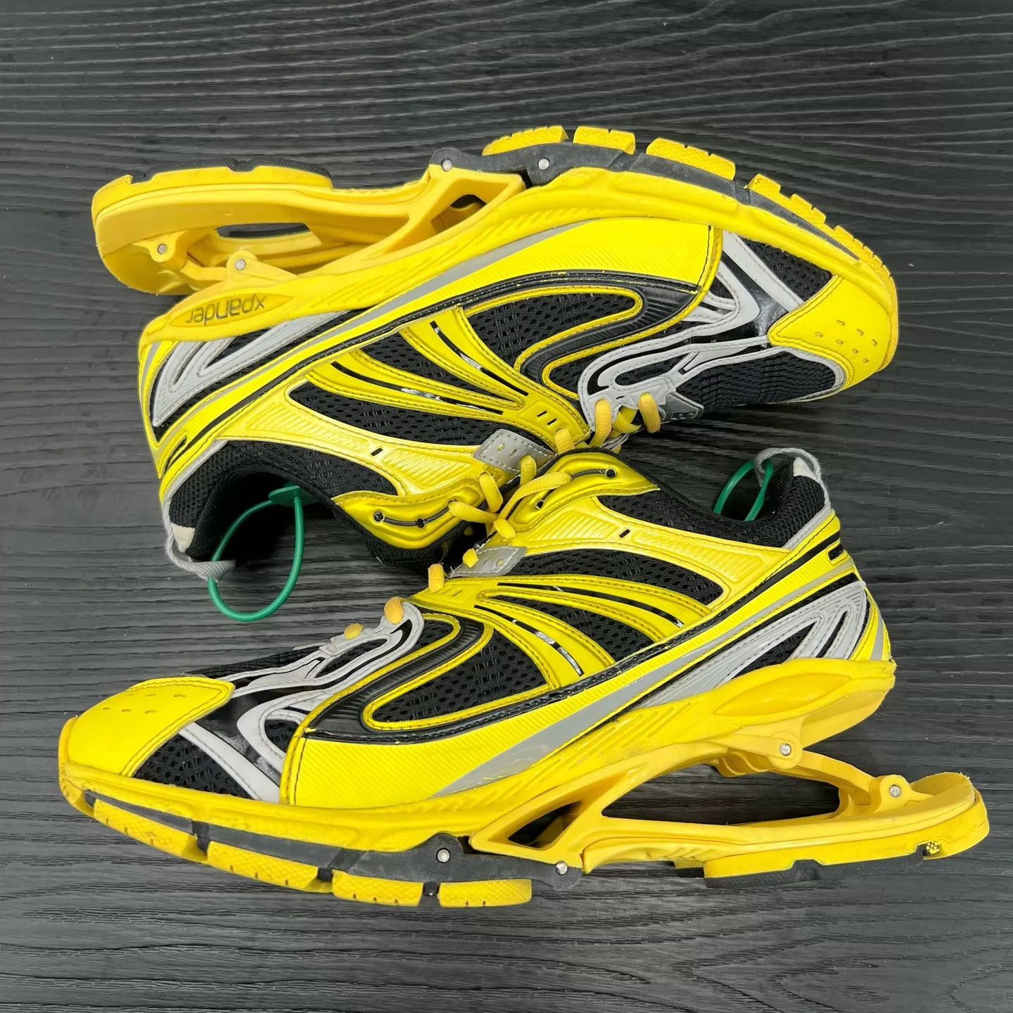 Balenciaga Yellow Lowtop Sneakers Size 9 Size US 9 / EU 42 - 3 Thumbnail