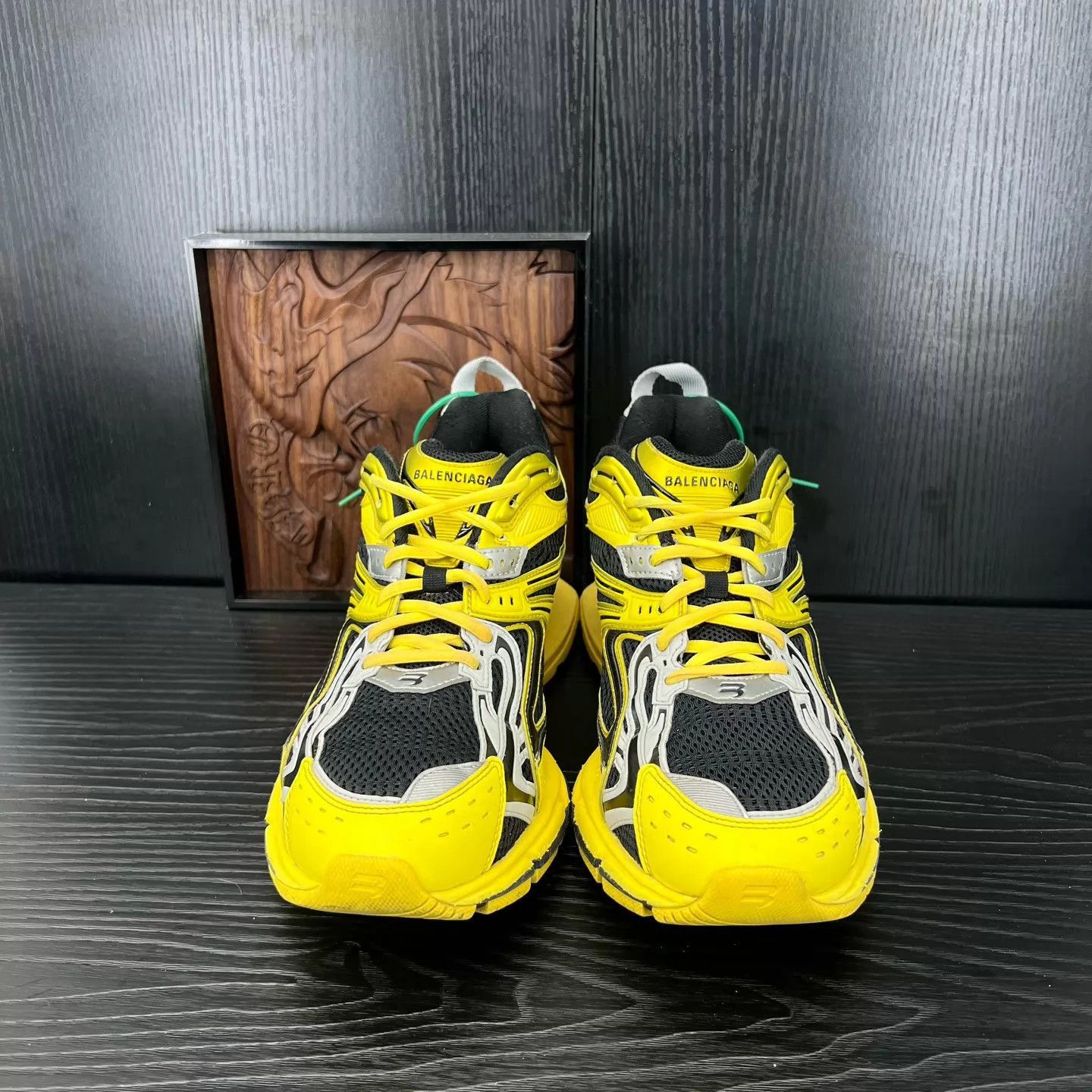 Balenciaga Yellow Lowtop Sneakers Size 9 Size US 9 / EU 42 - 4 Thumbnail