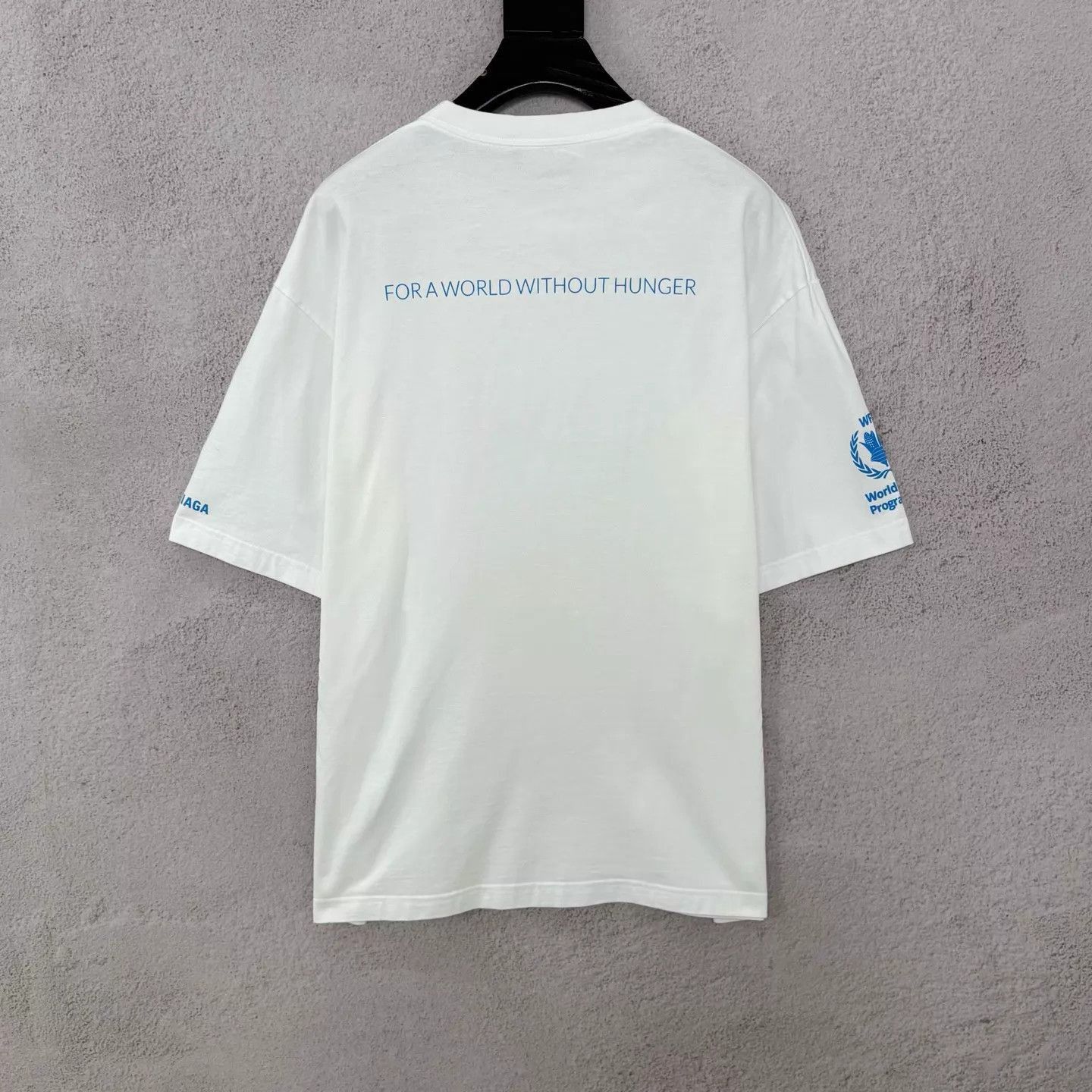 Balenciaga White WFP World Food Programme Graphic T-Shirt Size US S / EU 44-46 / 1 - 2 Thumbnail