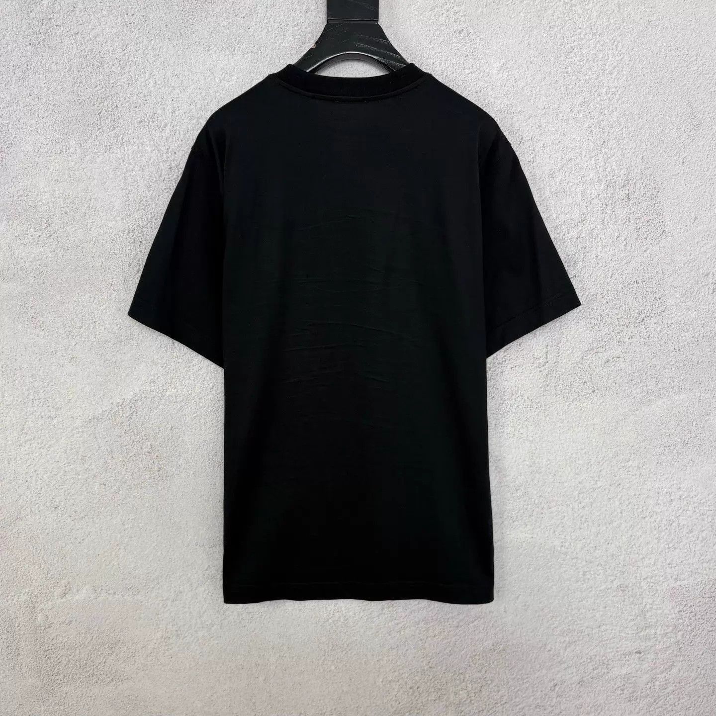 Burberry Black Graphic Short-Sleeve T-Shirt Size US XL / EU 56 / 4 - 2 Thumbnail
