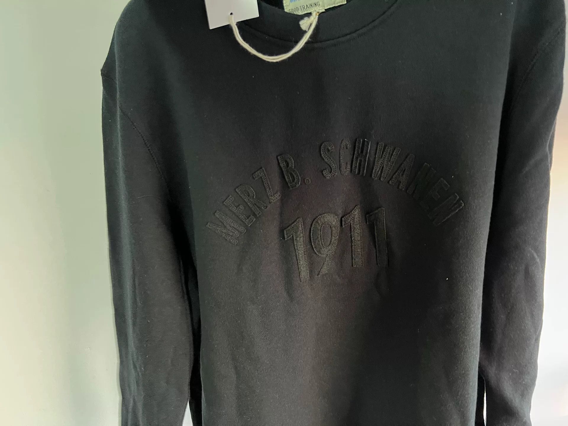 Merz B. Schwanen Merz b.Schwanen Black Sweatshirt trcsw05 Size US M / EU 48-50 / 2 - 5 Thumbnail