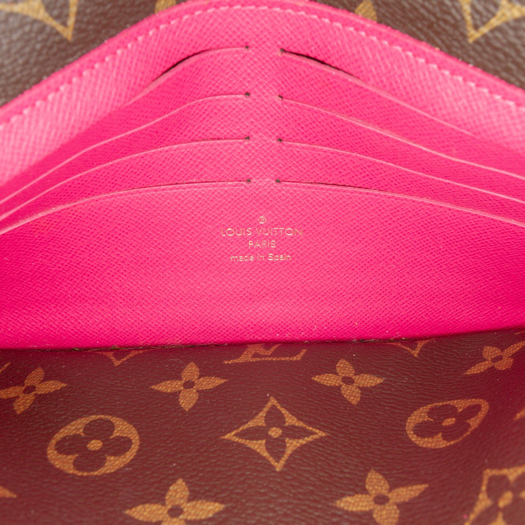 Louis Vuitton Monogram Christmas Animation Bears on Skis Pochette Weekend Chain Wallet Size ONE SIZE - 4 Thumbnail