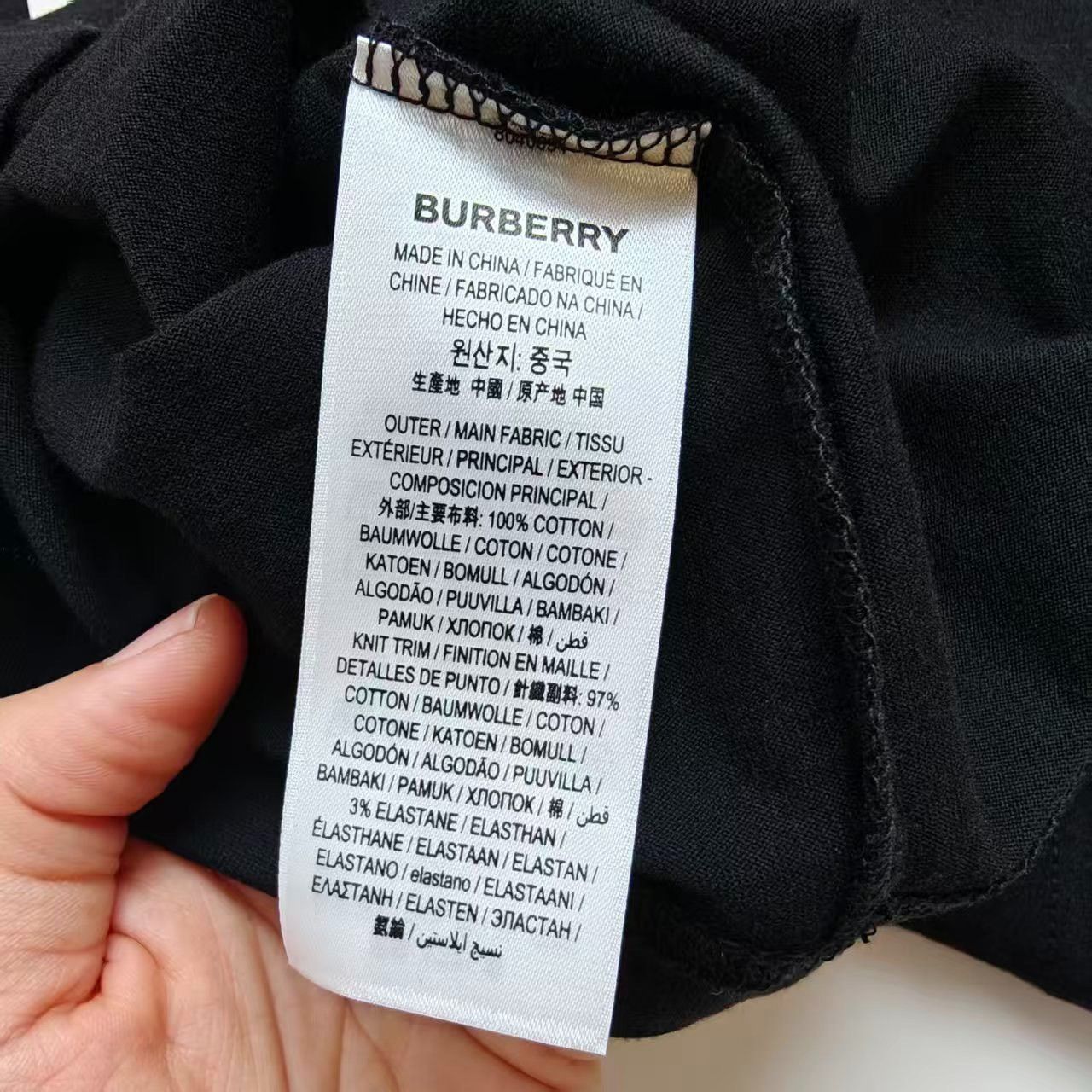 Burberry Burberry Black Letter Print Short-Sleeve Size US L / EU 52-54 / 3 - 5 Thumbnail