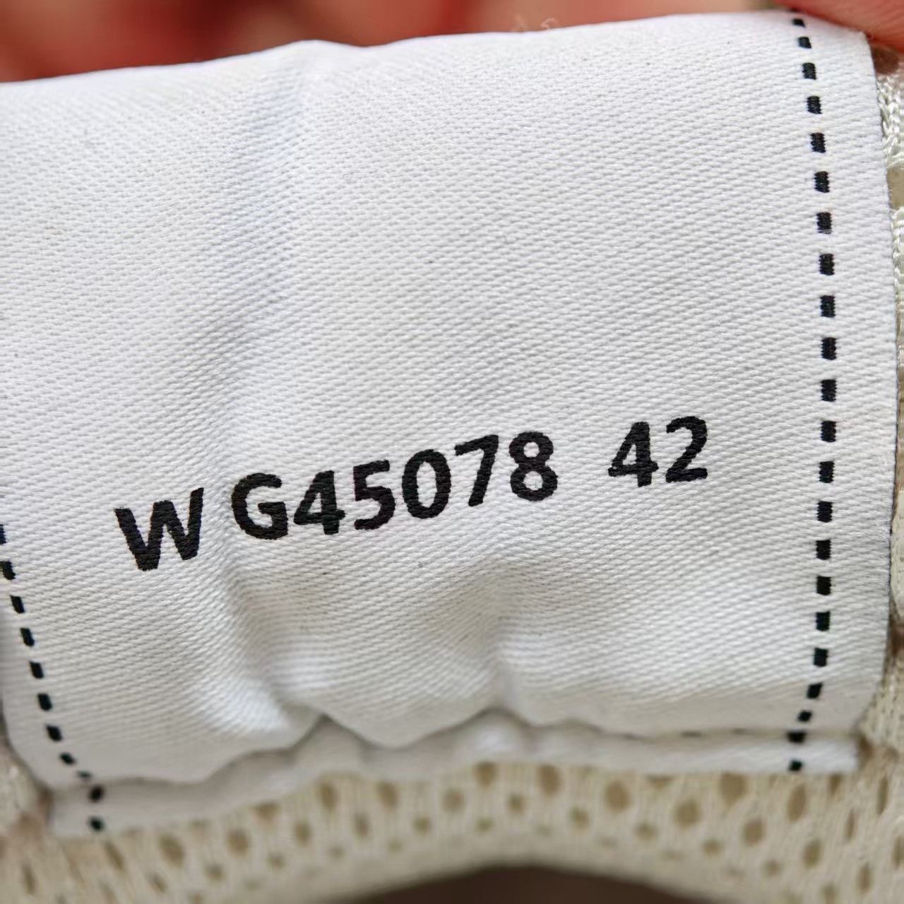 Chanel Chanel Men's Size 42 Sneakers Size US 9 / EU 42 - 6 Thumbnail