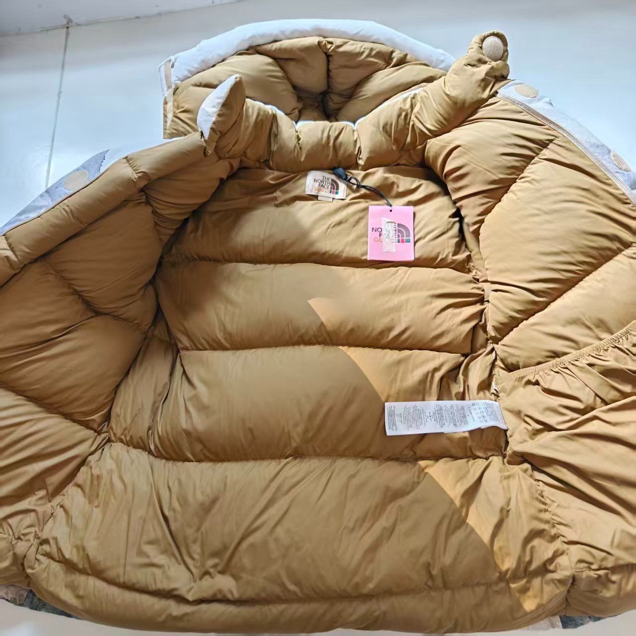 Gucci Gucci x The North Face Down Jacket Size US L / EU 52-54 / 3 - 2 Thumbnail