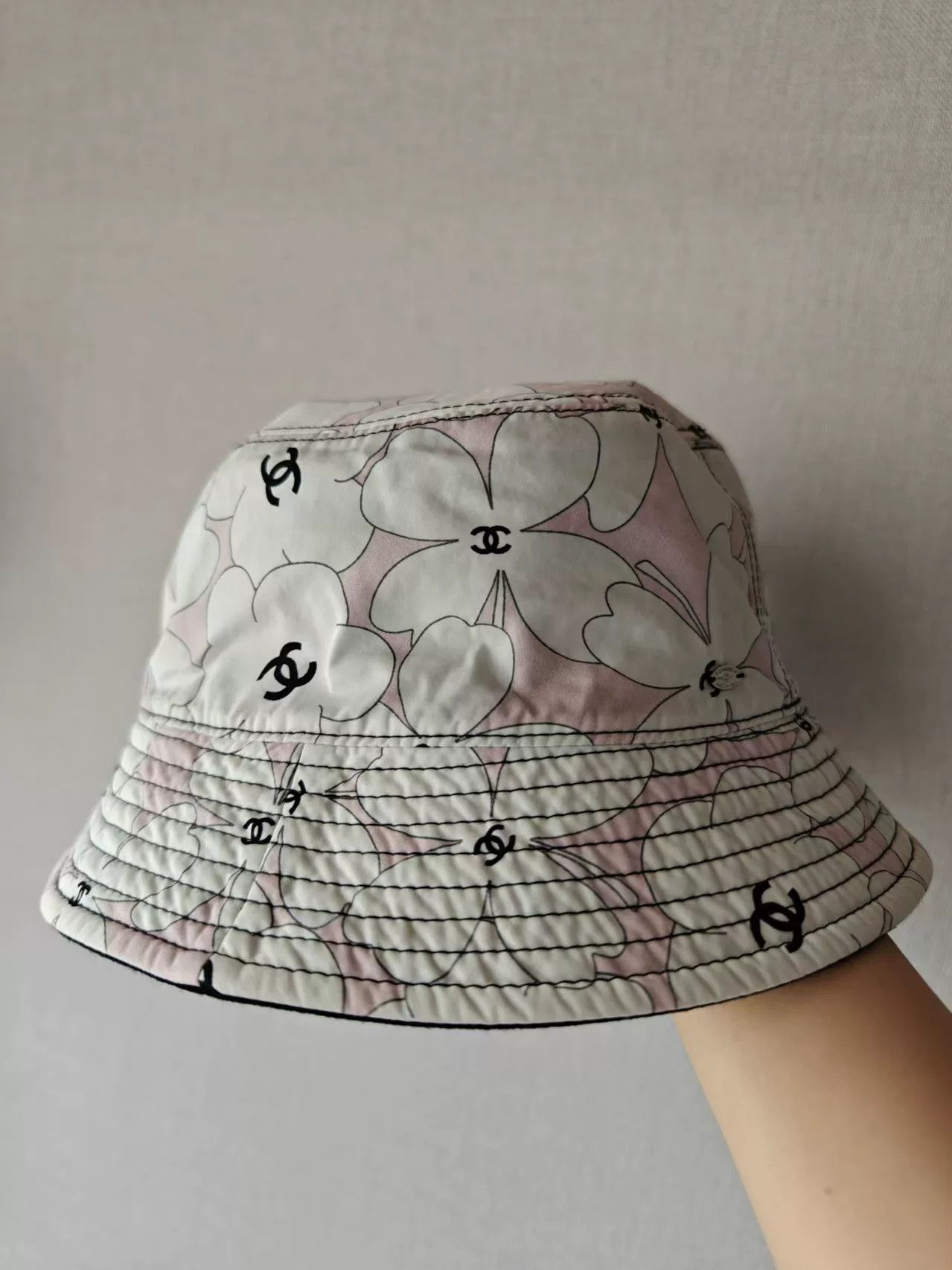 Chanel Chanel 24 Double-Sided Bucket Hat Size ONE SIZE - 2 Thumbnail