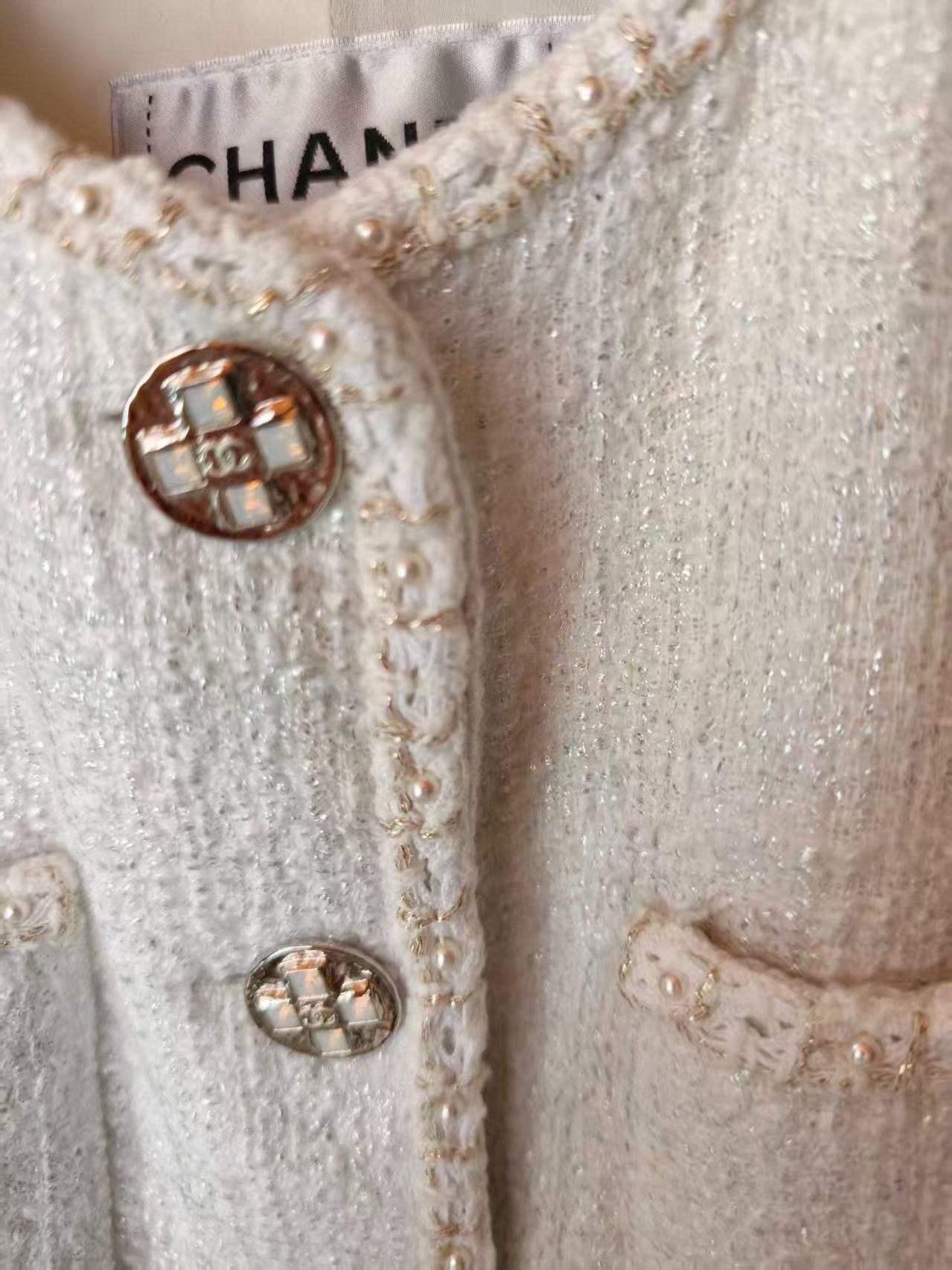 Chanel Chanel Tweed Jacket Size XS / US 0-2 / IT 36-38 - 2 Thumbnail