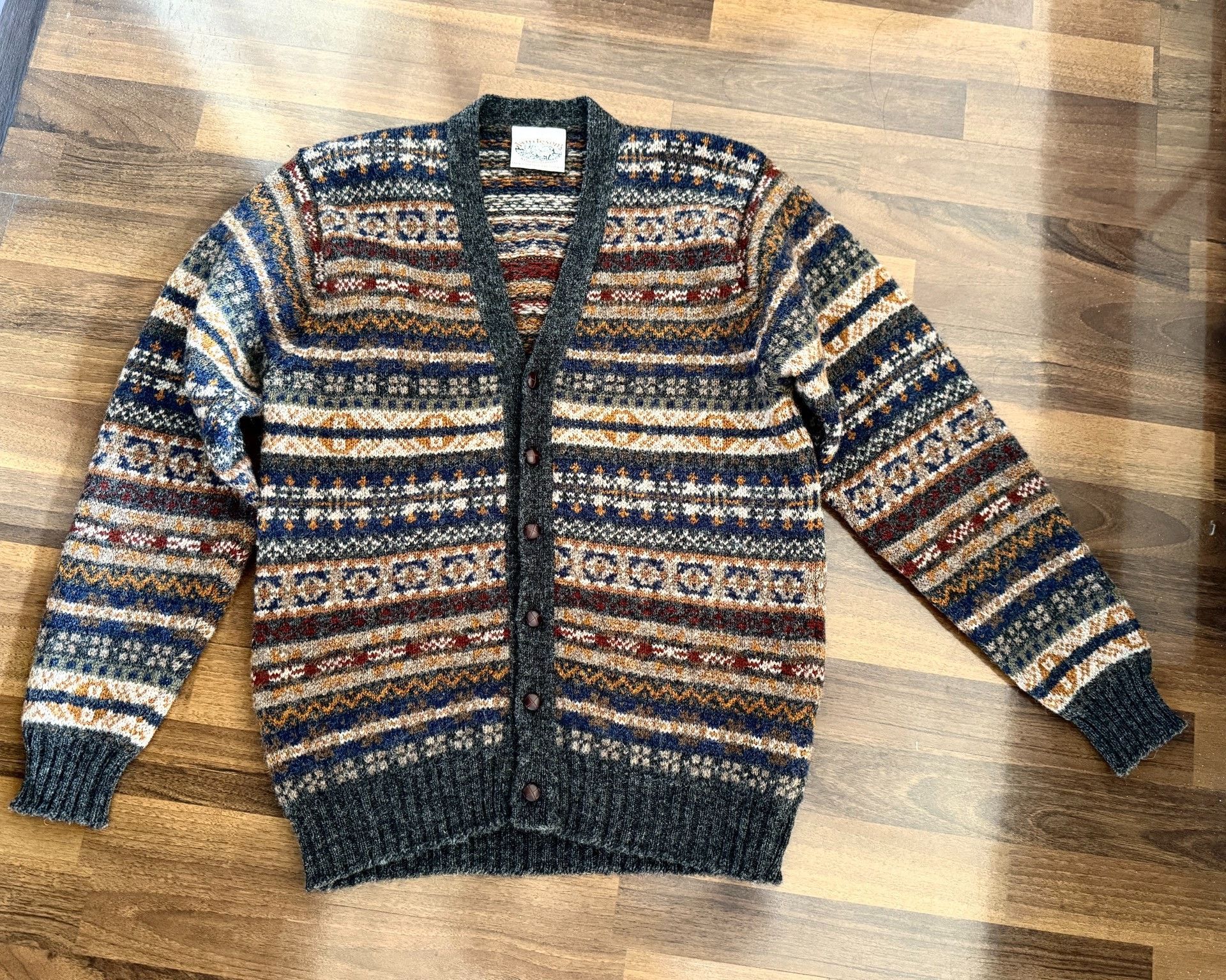 Jamiesons Of Shetland Jamieson's Fair Isle Wool Cardigan MK159V Size US XXS / EU 40 - 2 Thumbnail