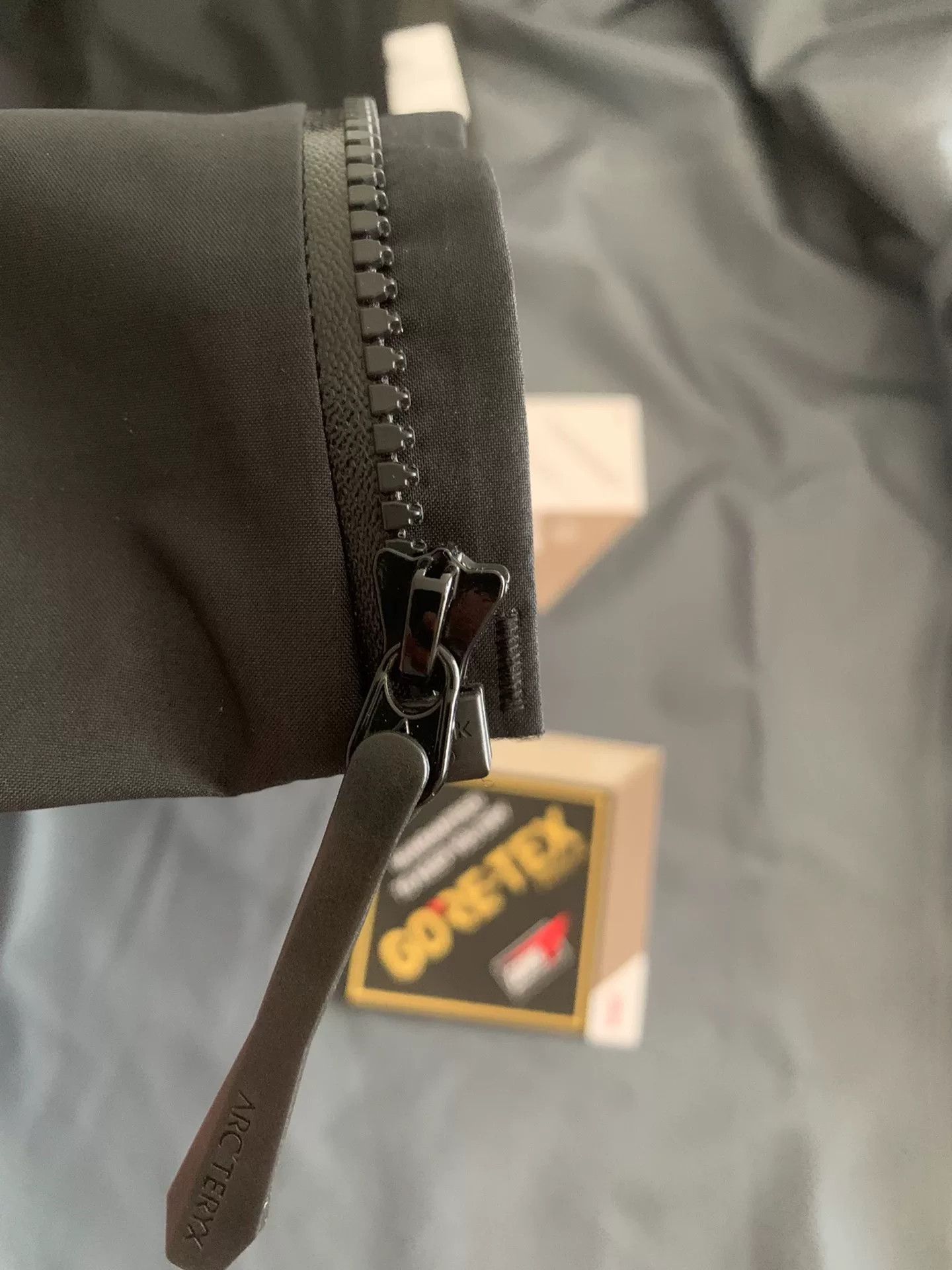 Arc'teryx Arc'teryx Alpha SV Jacket Gore-Tex Pro Size US XL / EU 56 / 4 - 6 Thumbnail