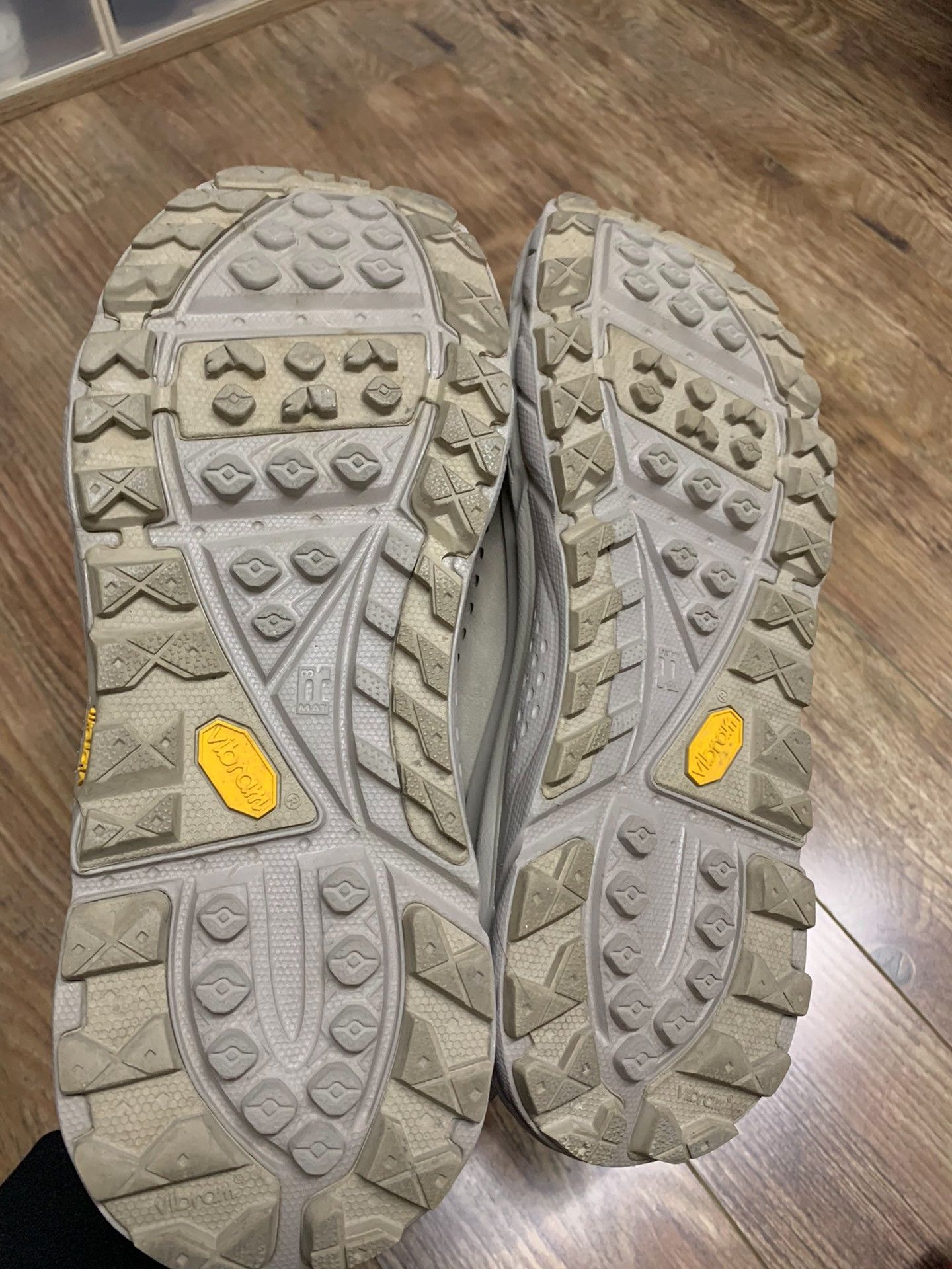 Hoka Hoka One One Tor Ultra Low Size US 10 / EU 43 - 4 Thumbnail