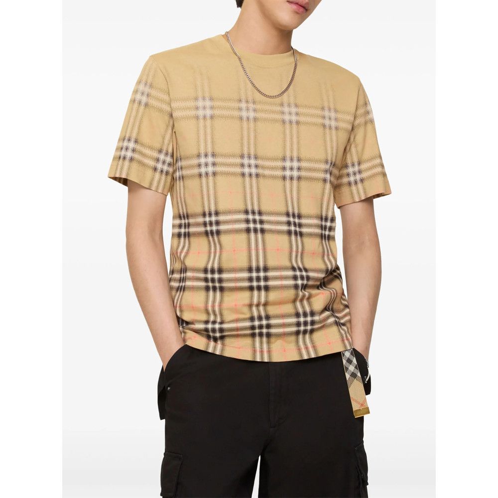 Burberry Burberry NEUTRALS T-Shirts & Vests - T-Shirts Size US S / EU 44-46 / 1 - 4 Thumbnail