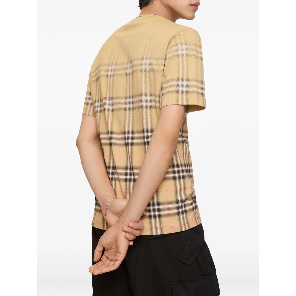 Burberry Burberry NEUTRALS T-Shirts & Vests - T-Shirts Size US S / EU 44-46 / 1 - 3 Thumbnail