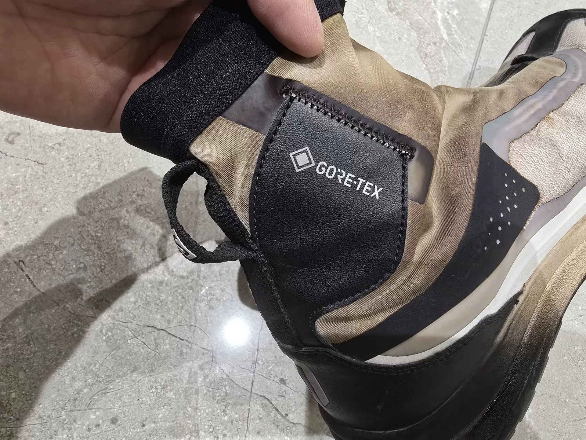 11 By Boris Bidjan Saberi 11 by BBS x Salomon Bamba 2 High GTX Size US 9 / EU 42 - 4 Thumbnail