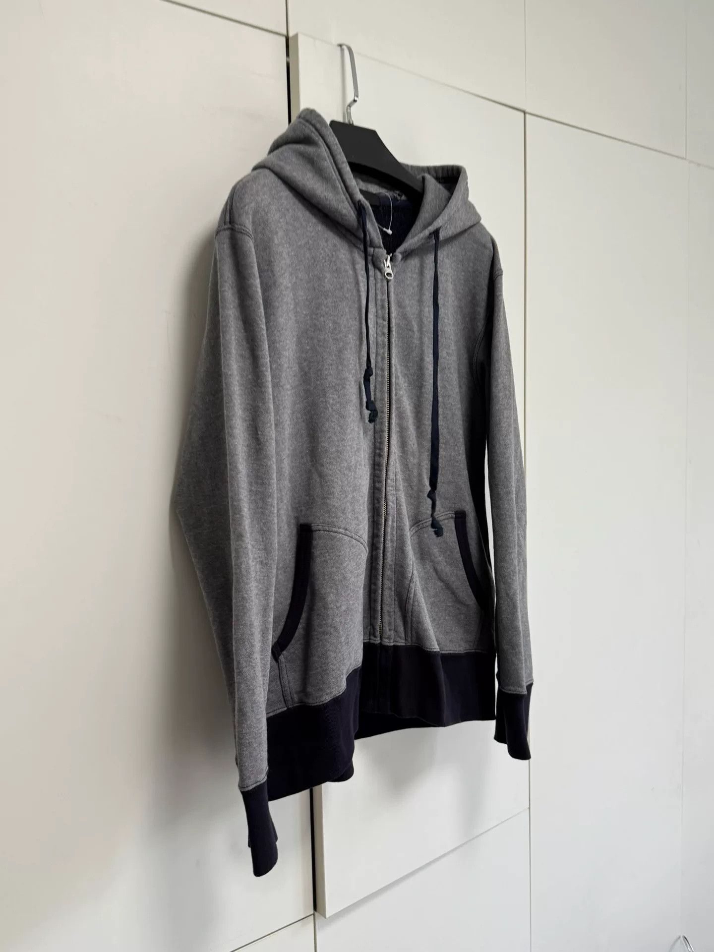 Comme des Garcons "Hoodie with zipper" Size US S / EU 44-46 / 1 - 7 Thumbnail