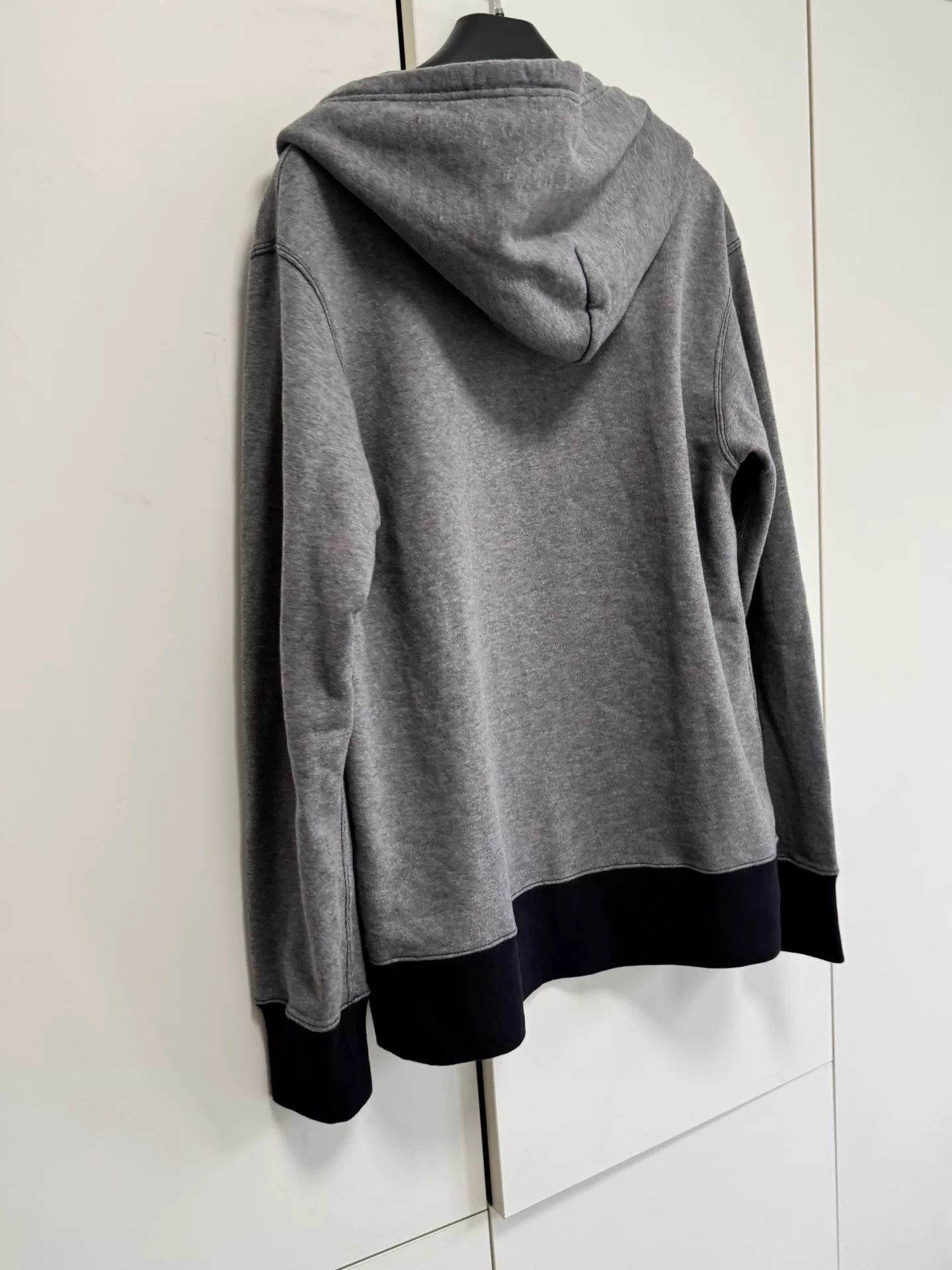 Comme des Garcons "Hoodie with zipper" Size US S / EU 44-46 / 1 - 5 Thumbnail