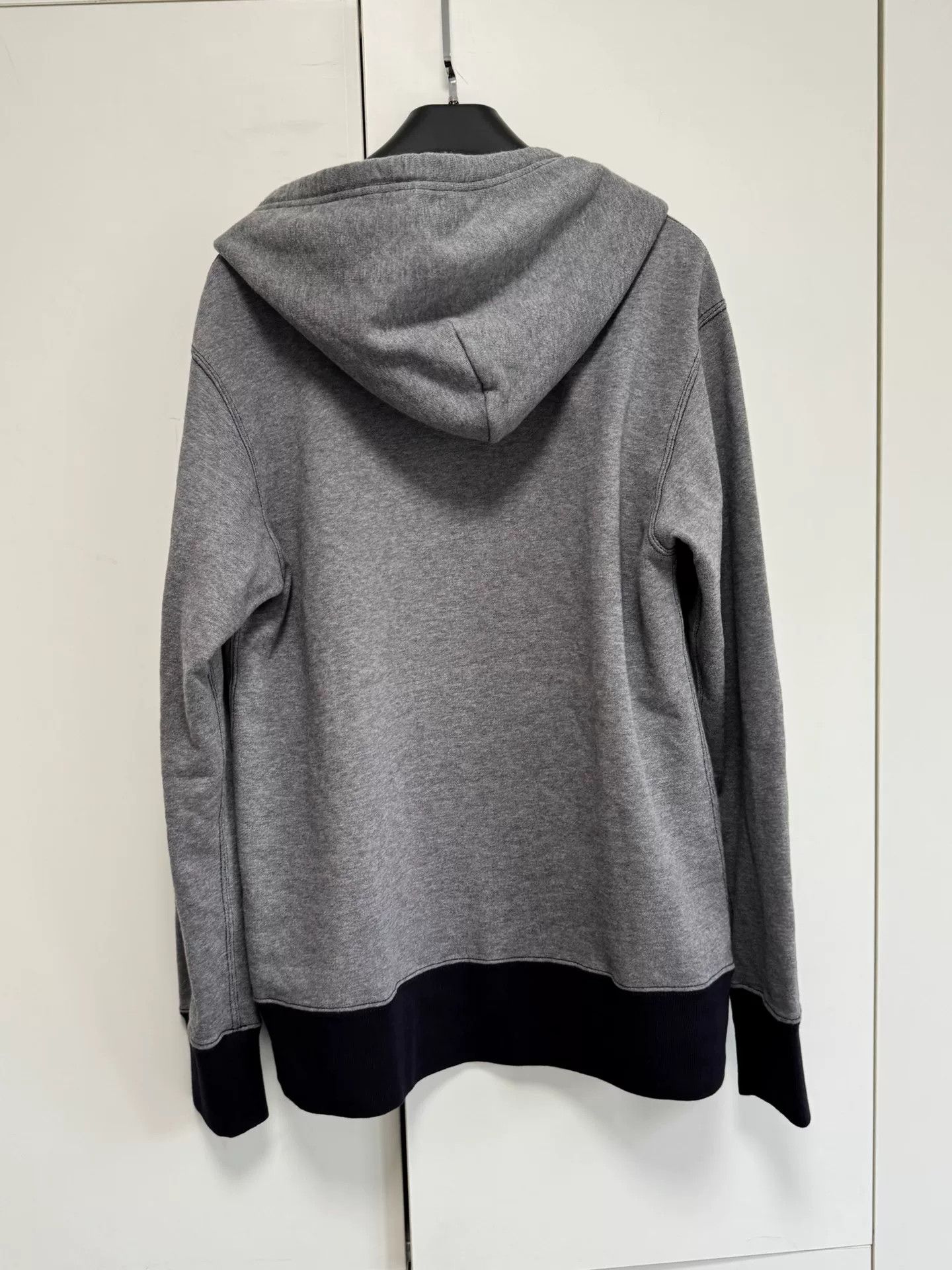 Comme des Garcons "Hoodie with zipper" Size US S / EU 44-46 / 1 - 6 Thumbnail