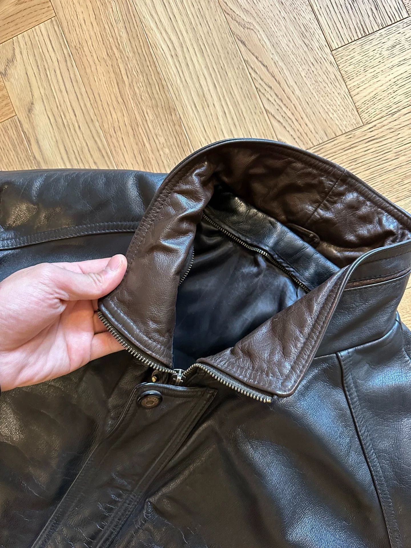 Vintage Vintage A2 Cowhide Motorcycle Jacket Size US M / EU 48-50 / 2 - 5 Thumbnail