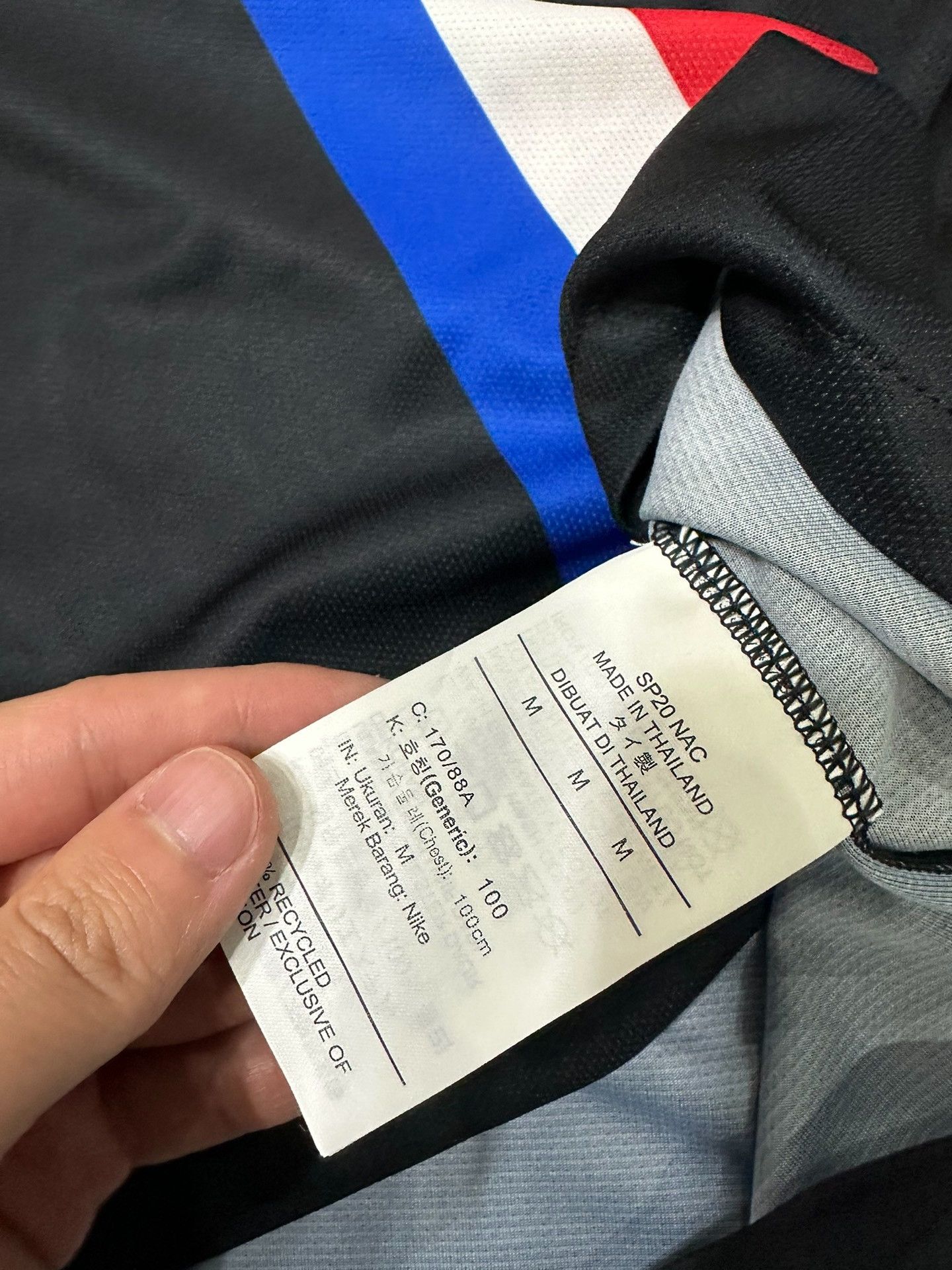 Other PSG 19-20 Third Away Jersey Mbappé Size US M / EU 48-50 / 2 - 5 Thumbnail