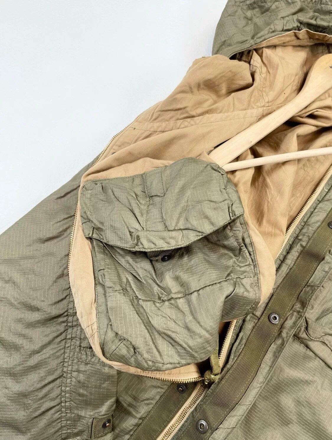 Other Japanese-Made Functional Outdoor Jacket Size US L / EU 52-54 / 3 - 9 Thumbnail
