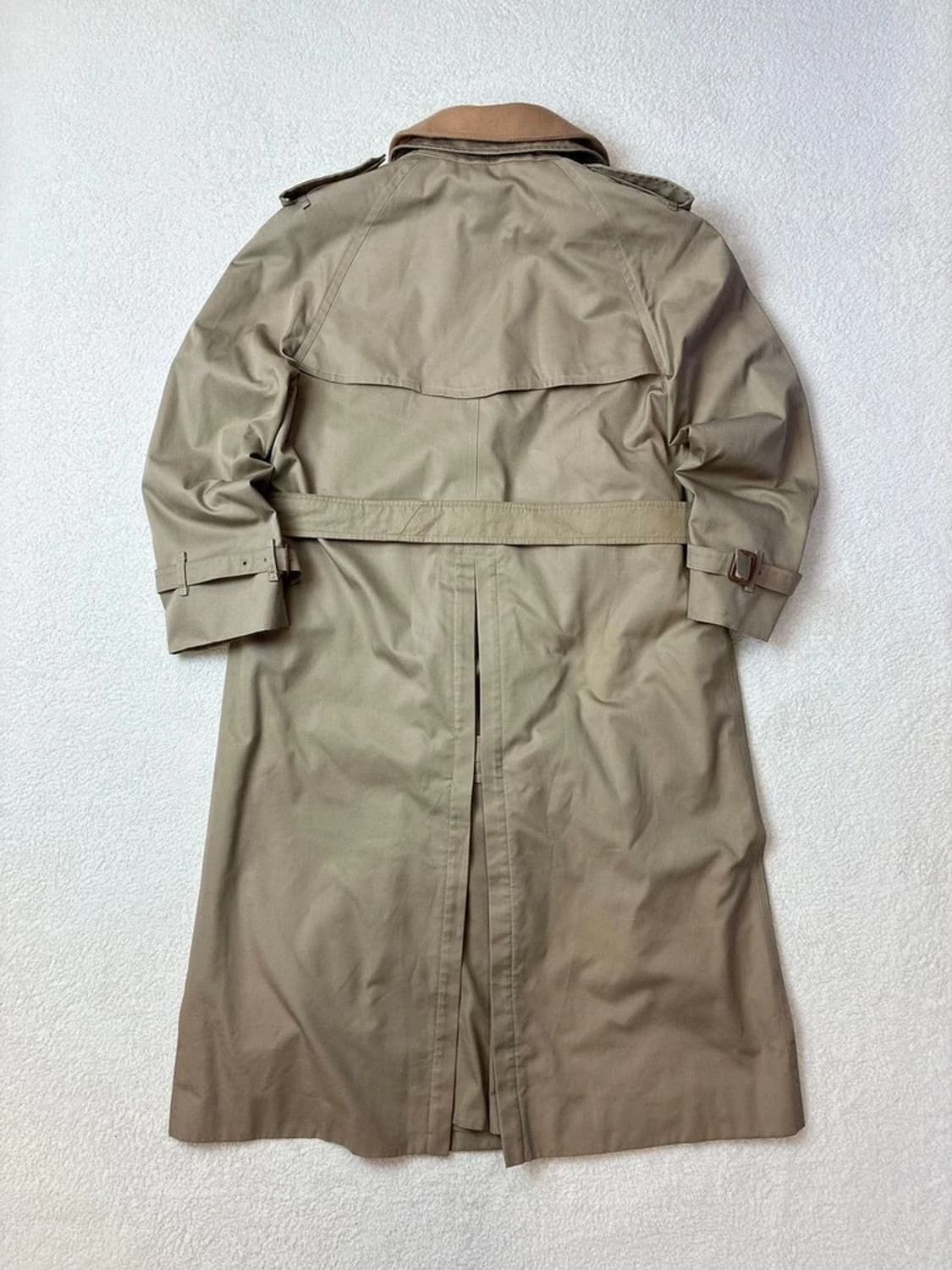 Burberry Burberry Vintage Manhattan Trench Coat Size US M / EU 48-50 / 2 - 3 Thumbnail