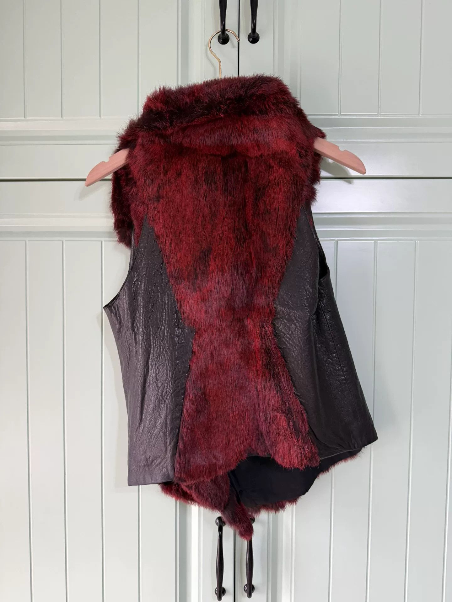 Helmut Lang Helmut Lang Red Fur Vest Size M / US 6-8 / IT 42-44 - 2 Thumbnail