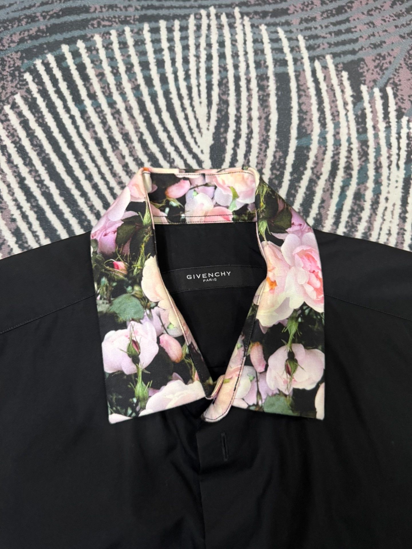 Givenchy Givenchy Short Sleeve Shirt Size US M / EU 48-50 / 2 - 2 Thumbnail