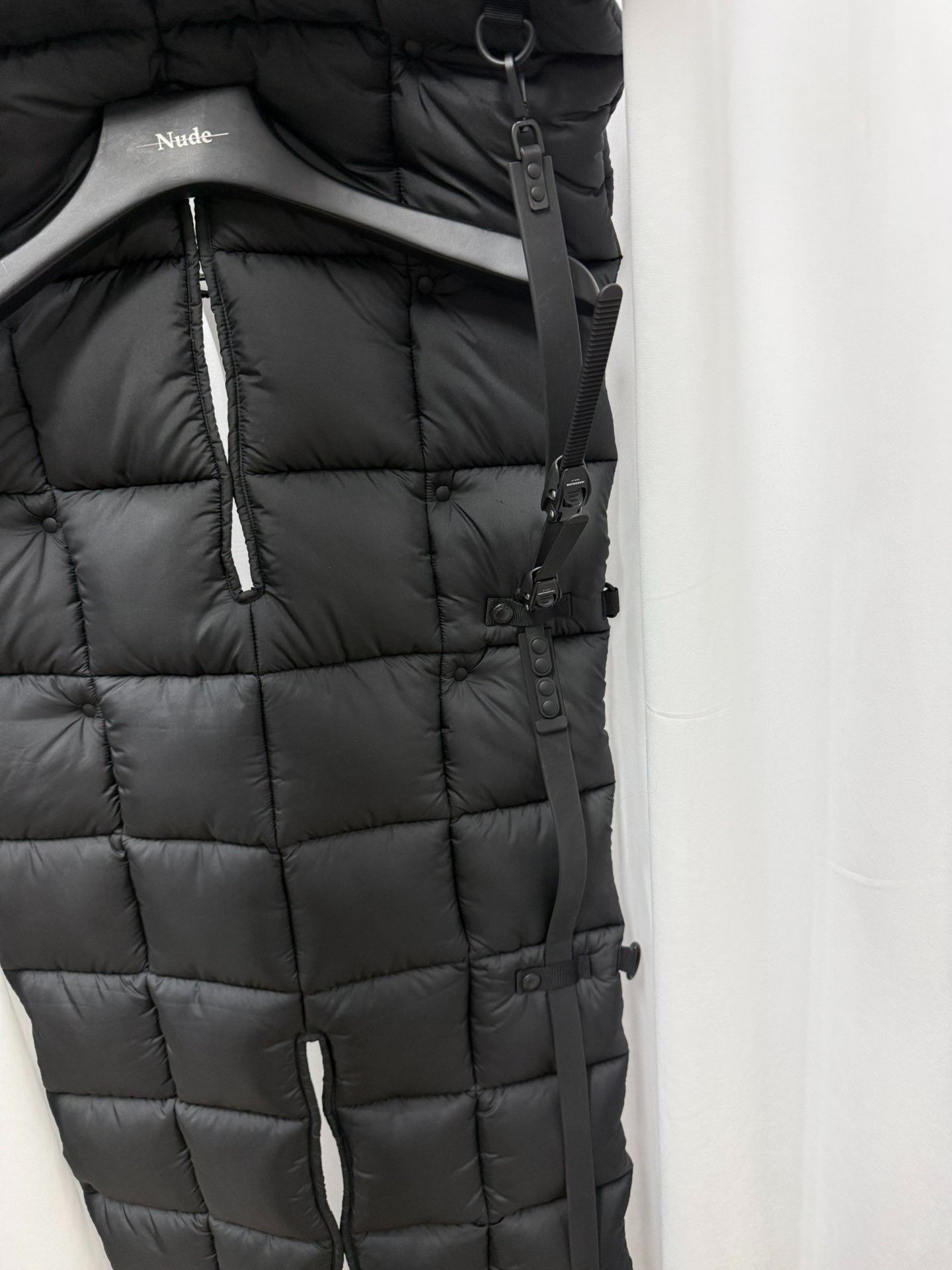 Junya Watanabe Junya Watanabe CDG x Innerraum Utility Cape Size US M / EU 48-50 / 2 - 5 Thumbnail