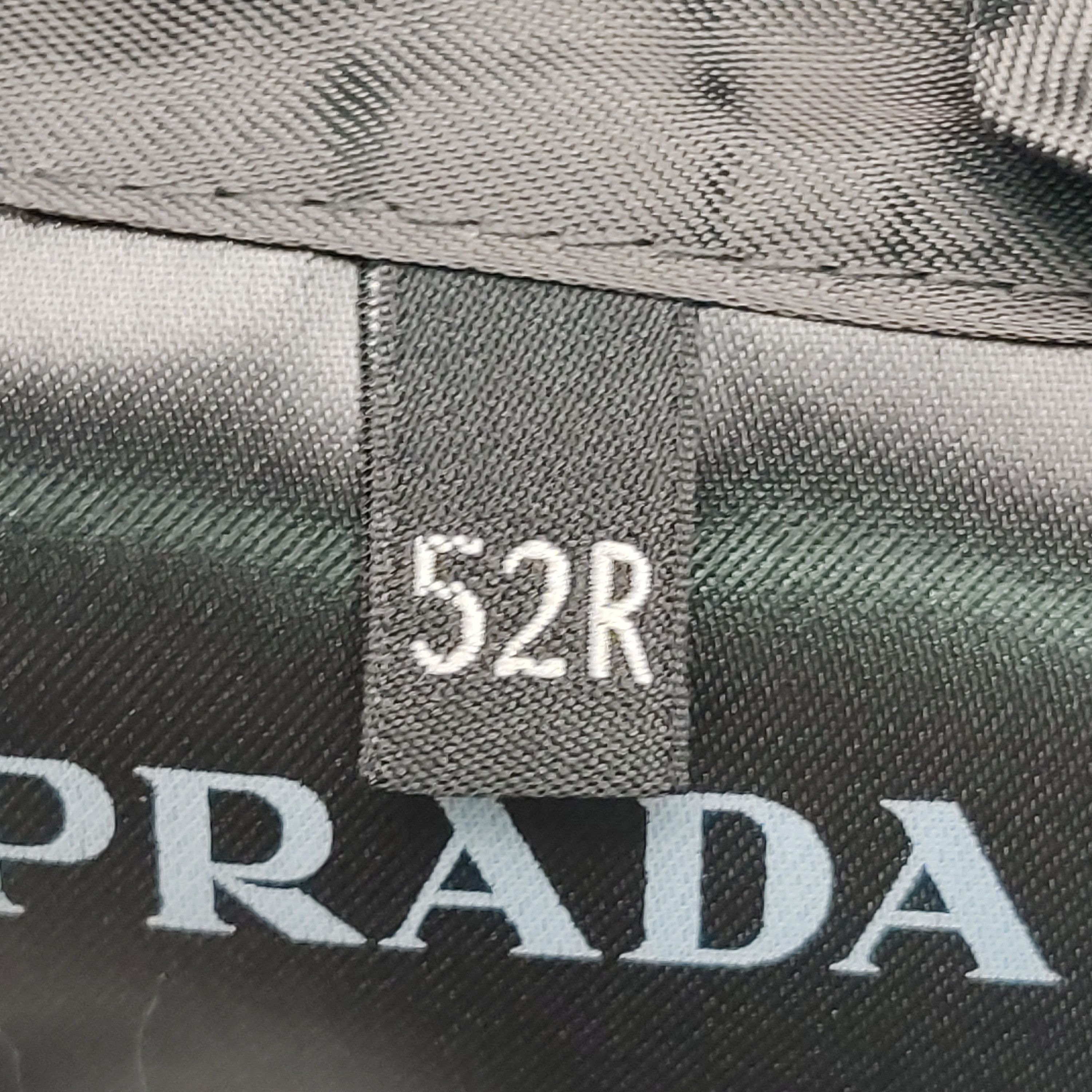 Prada Prada Wool Cashmere Silk Blend Collared Coat L/52 Size US S / EU 44-46 / 1 - 25 Thumbnail