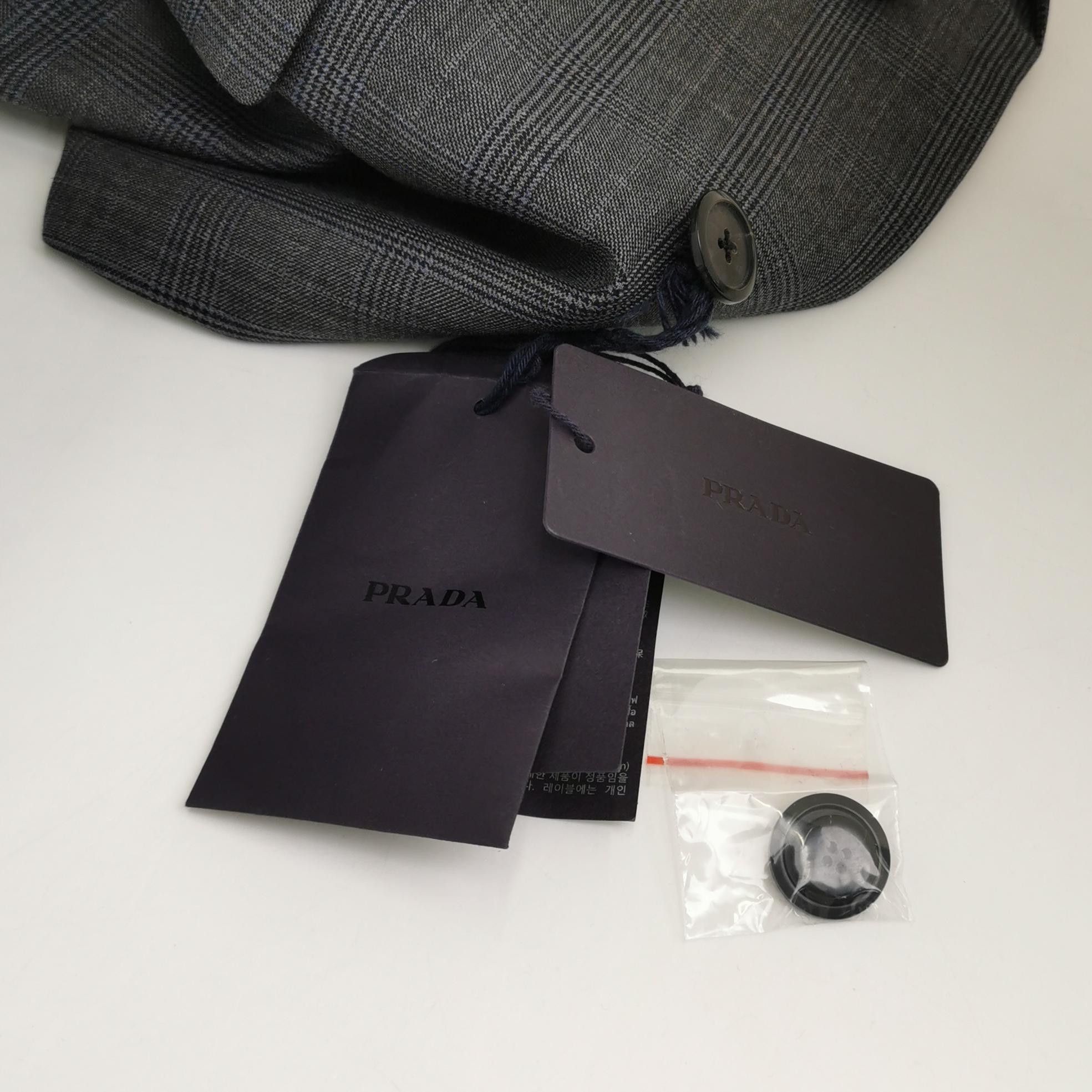 Prada Prada Wool Blend Plaid Lapel Coat L Size US L / EU 52-54 / 3 - 7 Thumbnail