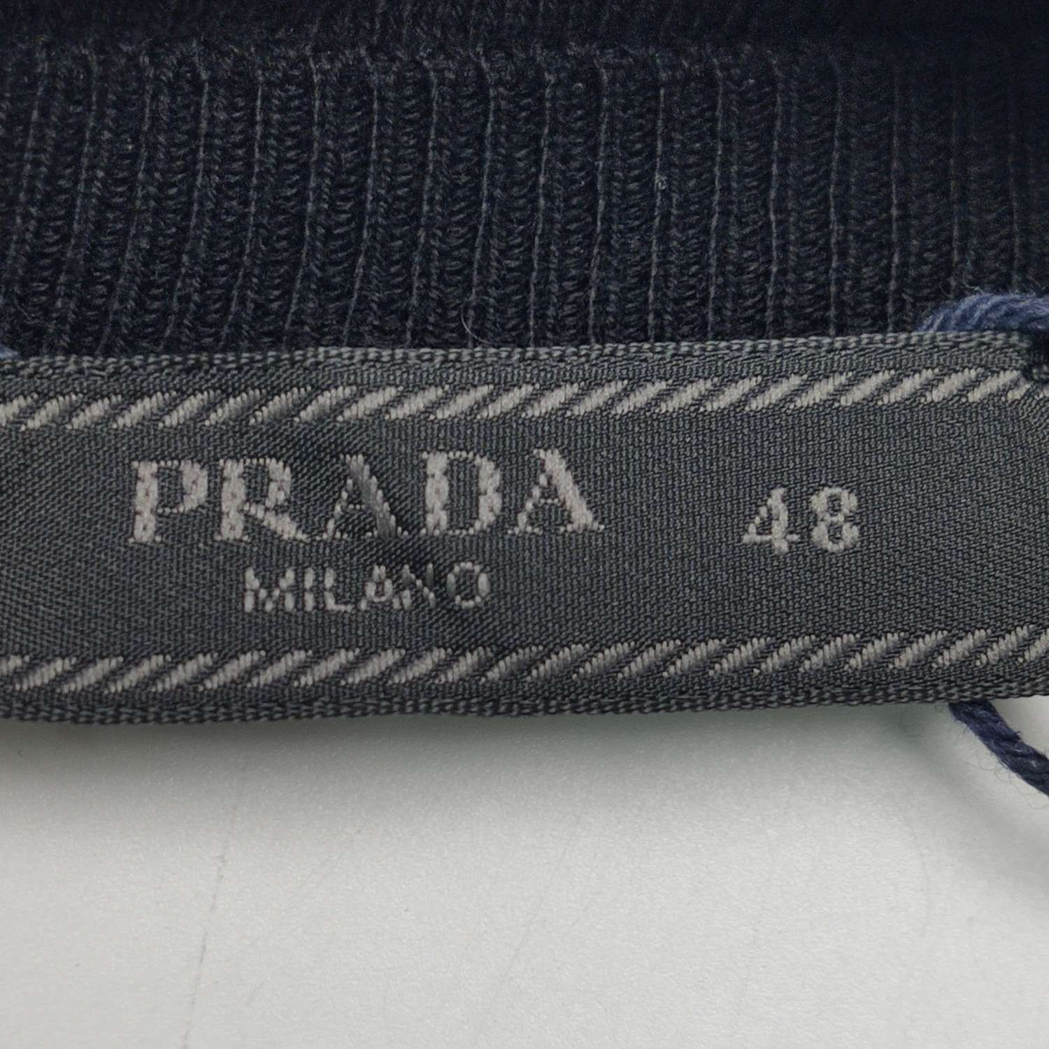 Prada Prada Cotton Solid Crew Neck Sweater M/48 Size US L / EU 52-54 / 3 - 9 Thumbnail