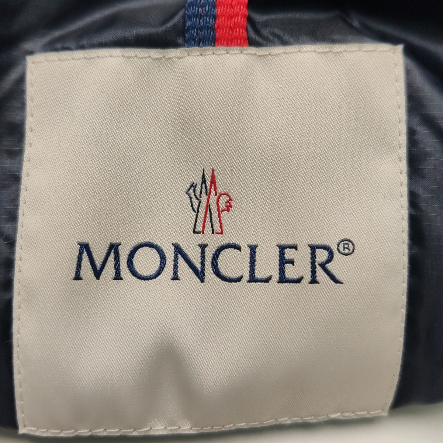 Moncler Moncler Rigel Solid Zip Long-Sleeve Down Jacket Size US M / EU 48-50 / 2 - 9 Thumbnail