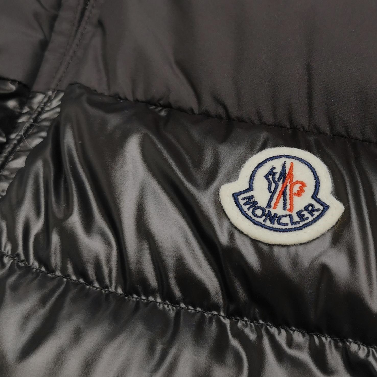 Moncler Moncler Cerces Quilted Hooded Down Vest S Size US S / EU 44-46 / 1 - 6 Thumbnail