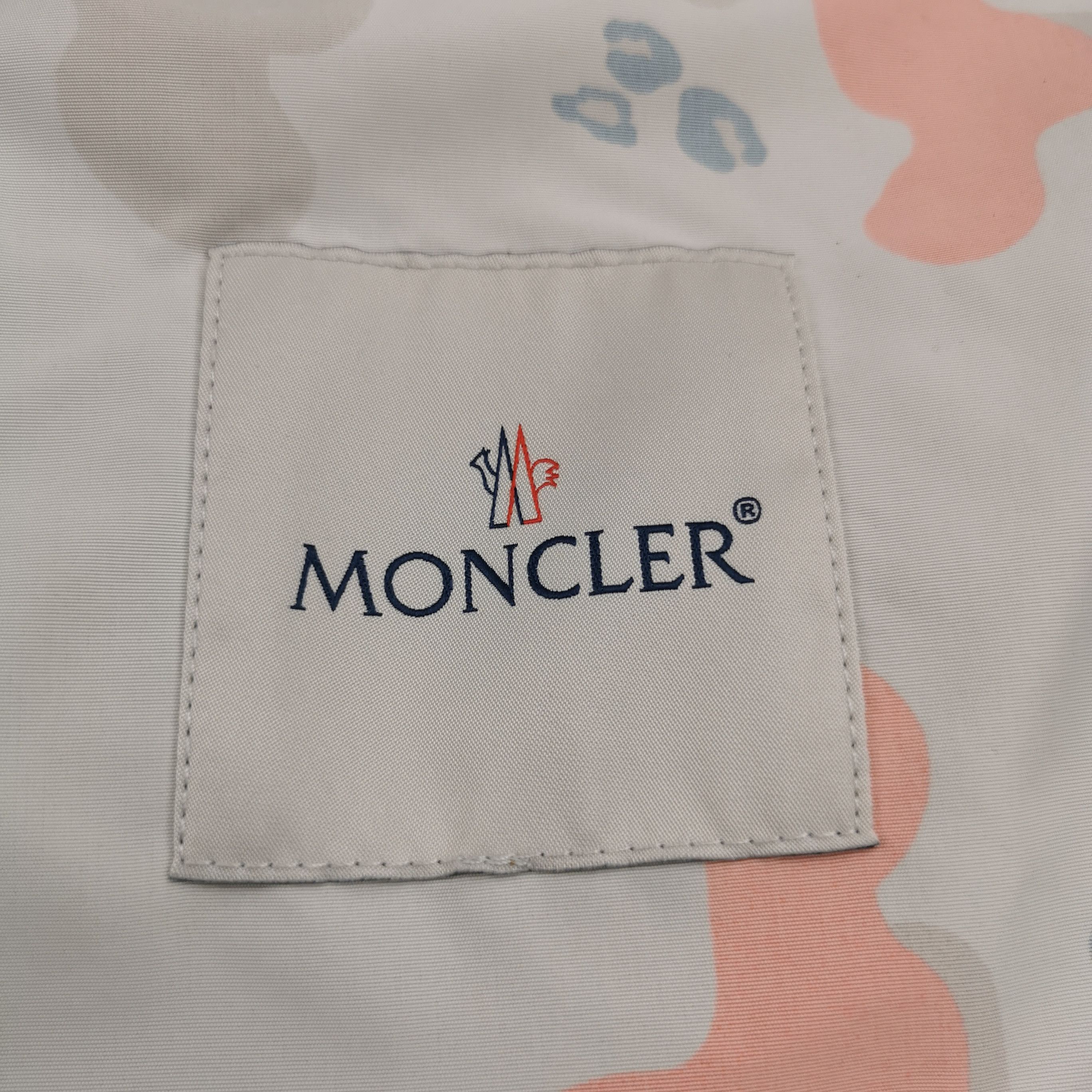 Moncler Moncler Camouflage Hooded Zip Jacket Size US M / EU 48-50 / 2 - 12 Thumbnail