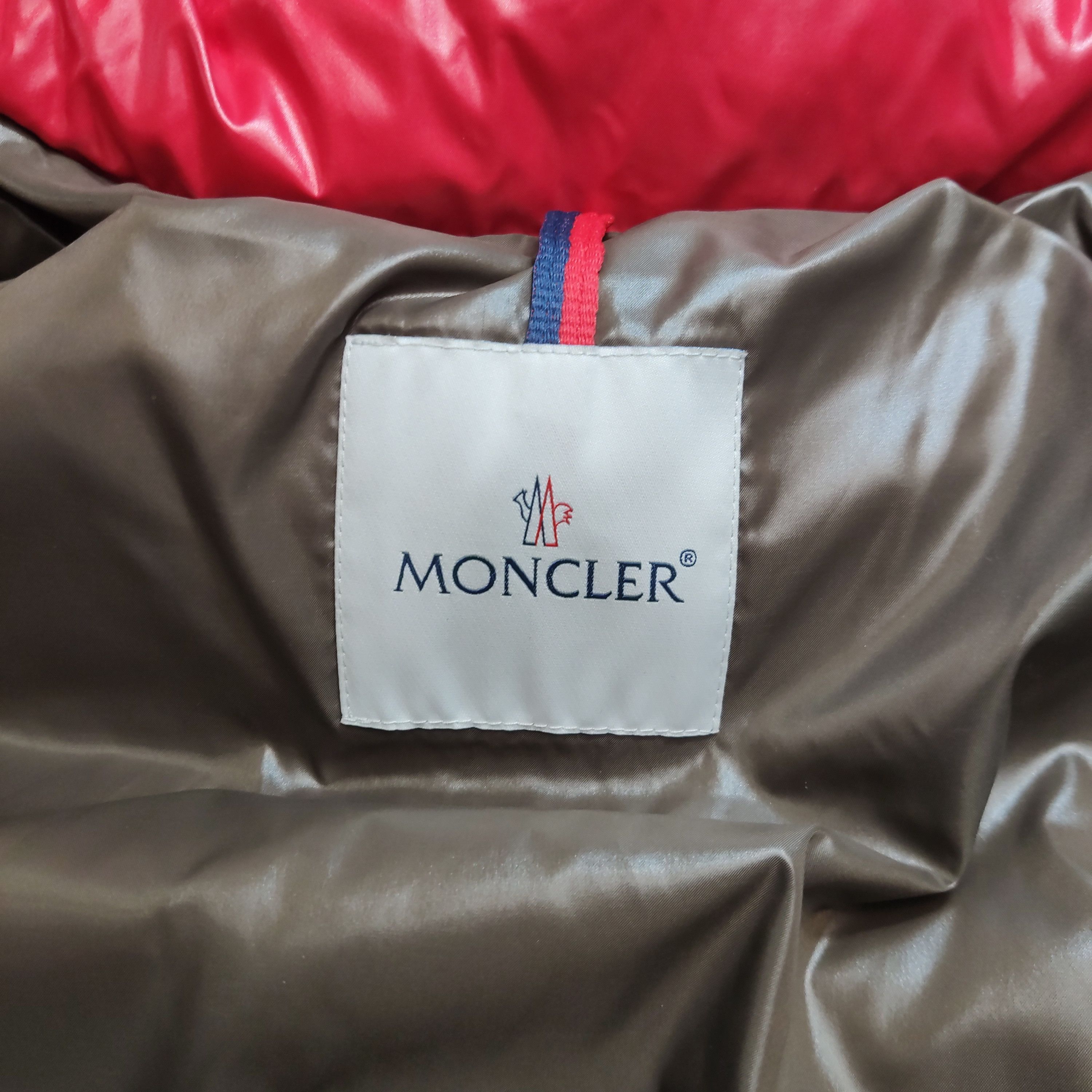 Moncler Moncler M Size Hooded Solid Down Jacket Size US M / EU 48-50 / 2 - 9 Thumbnail