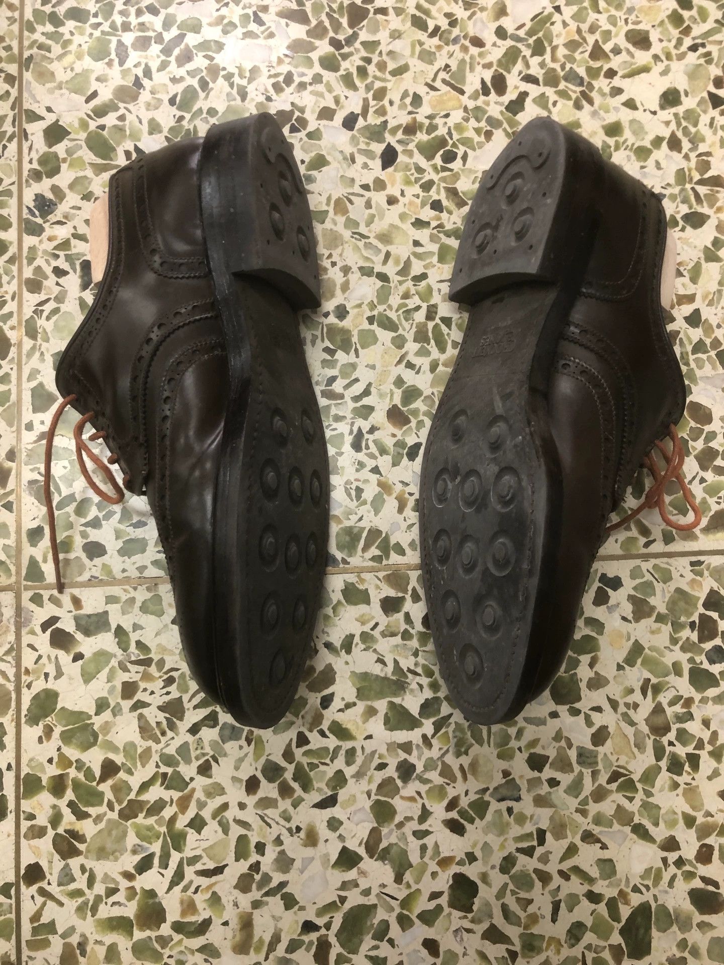 Crockett & Jones Crockett & Jones Short Wing Shell Cordovan Shoes Size US 11.5 / EU 44-45 - 3 Thumbnail