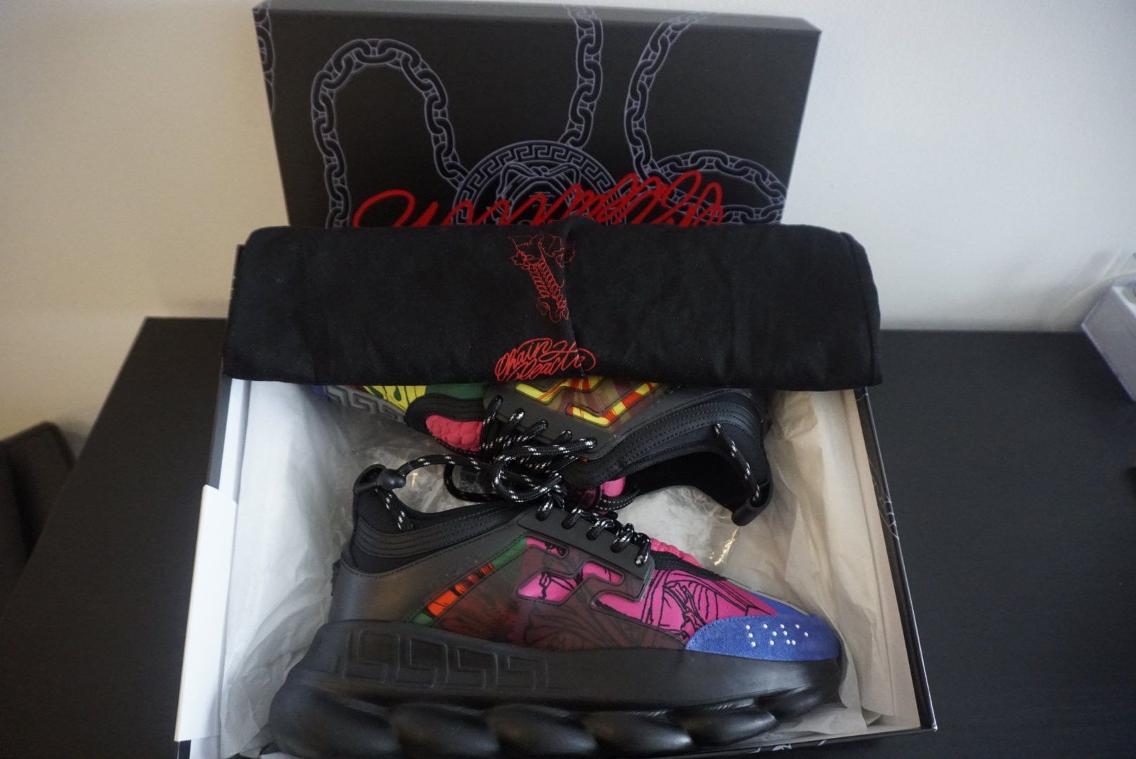 Versace chain outlet reaction black multicolor