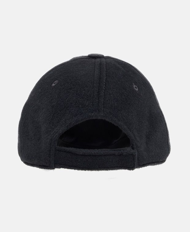 Fendi Cap Size ONE SIZE - 2 Thumbnail