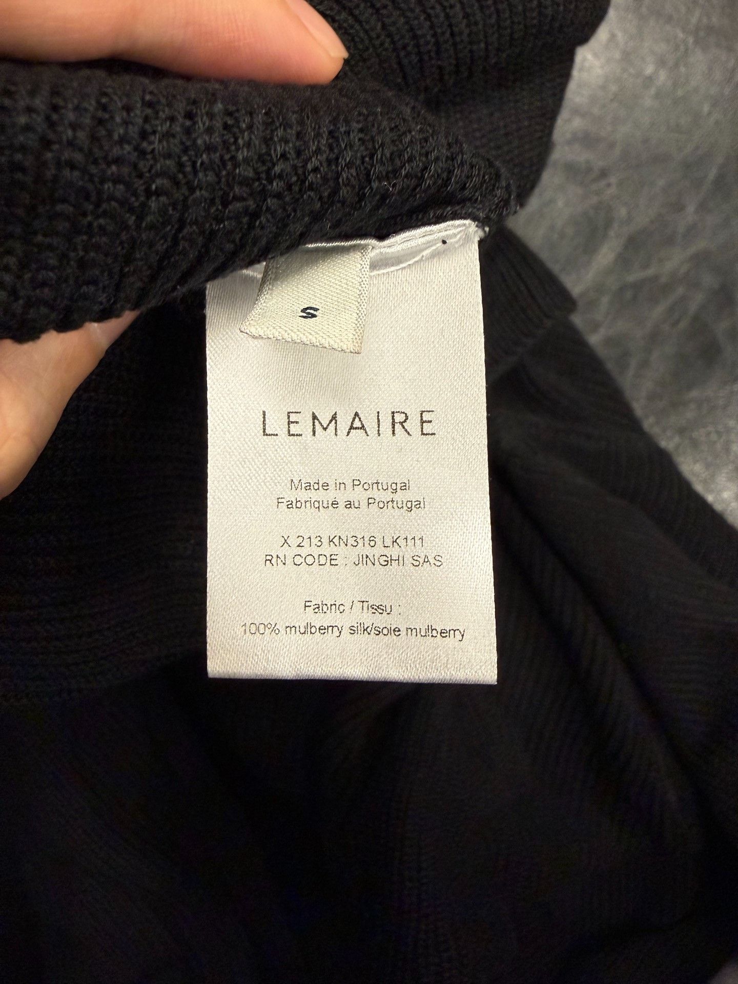 Lemaire Lemaire Black Silk Turtleneck Long-Sleeve Size US S / EU 44-46 / 1 - 3 Thumbnail